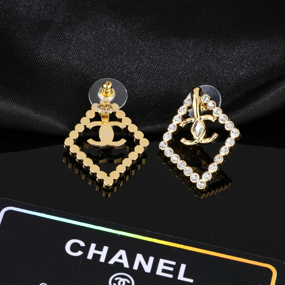 CC Mini Gorgeous Gold Diamond Earring