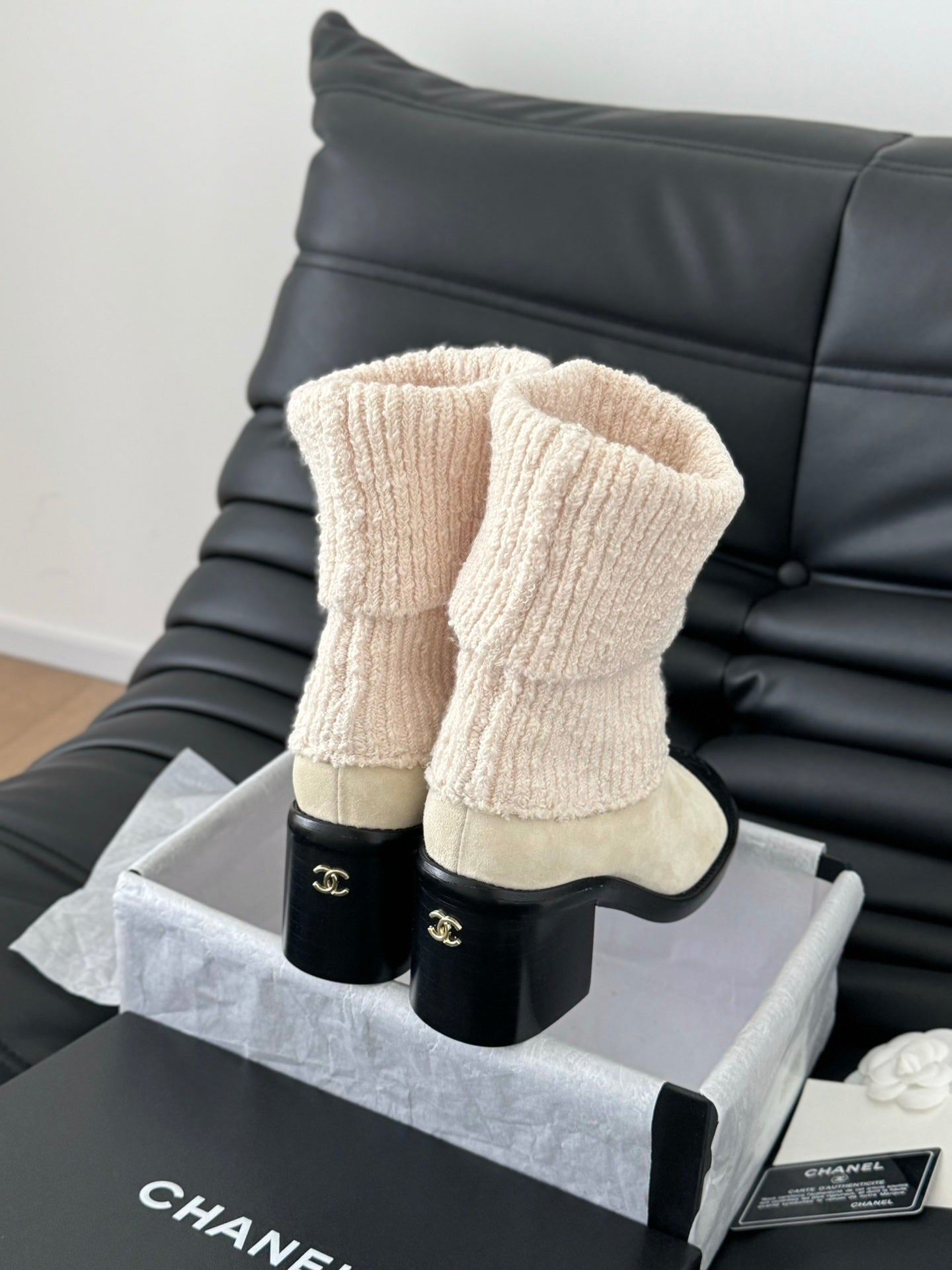 CC 25 new sock boots white black knit wool suede  458777