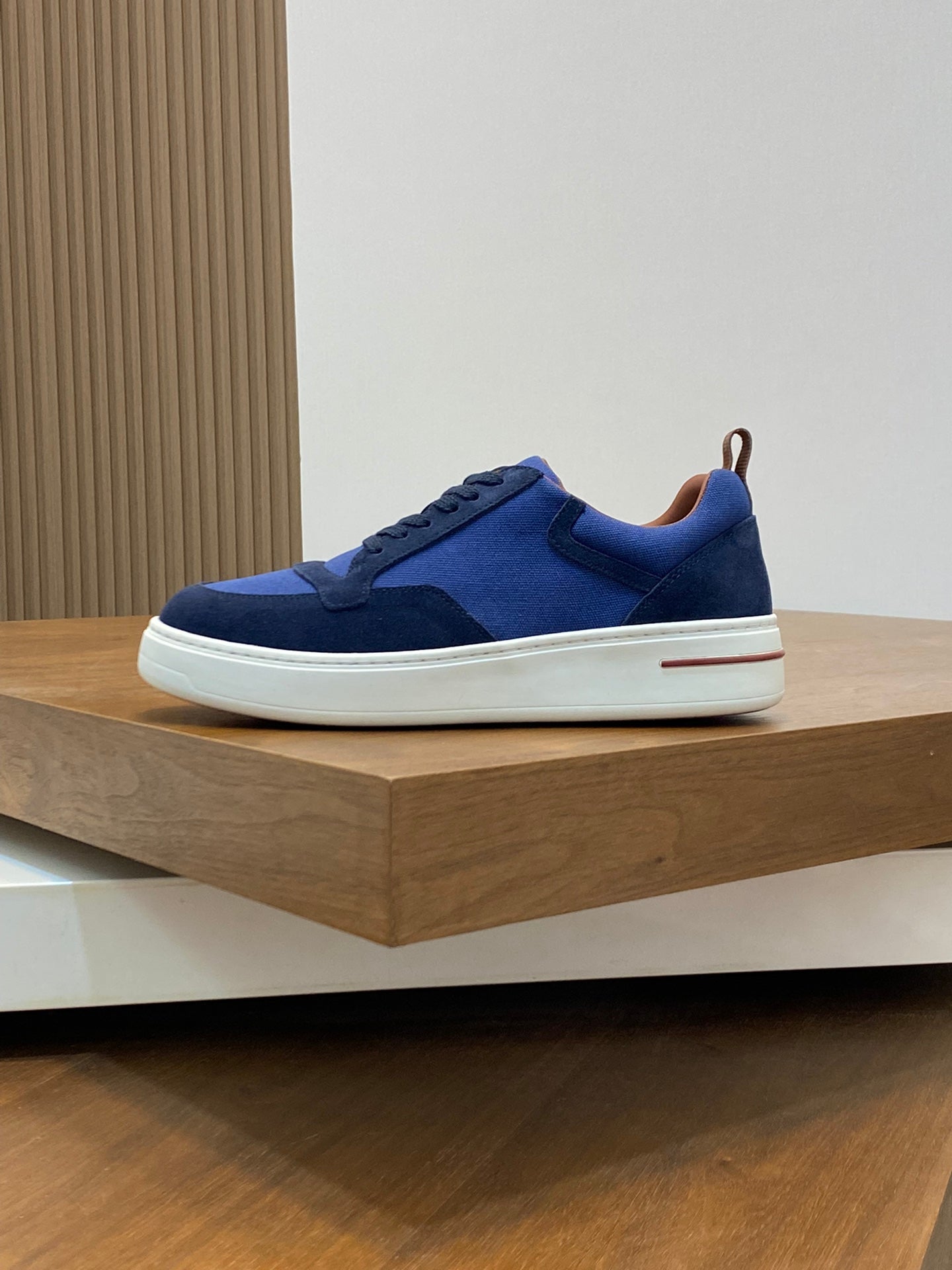 LP 2025 Newport Walk Sneaker Microfibre Navy Blue Suede