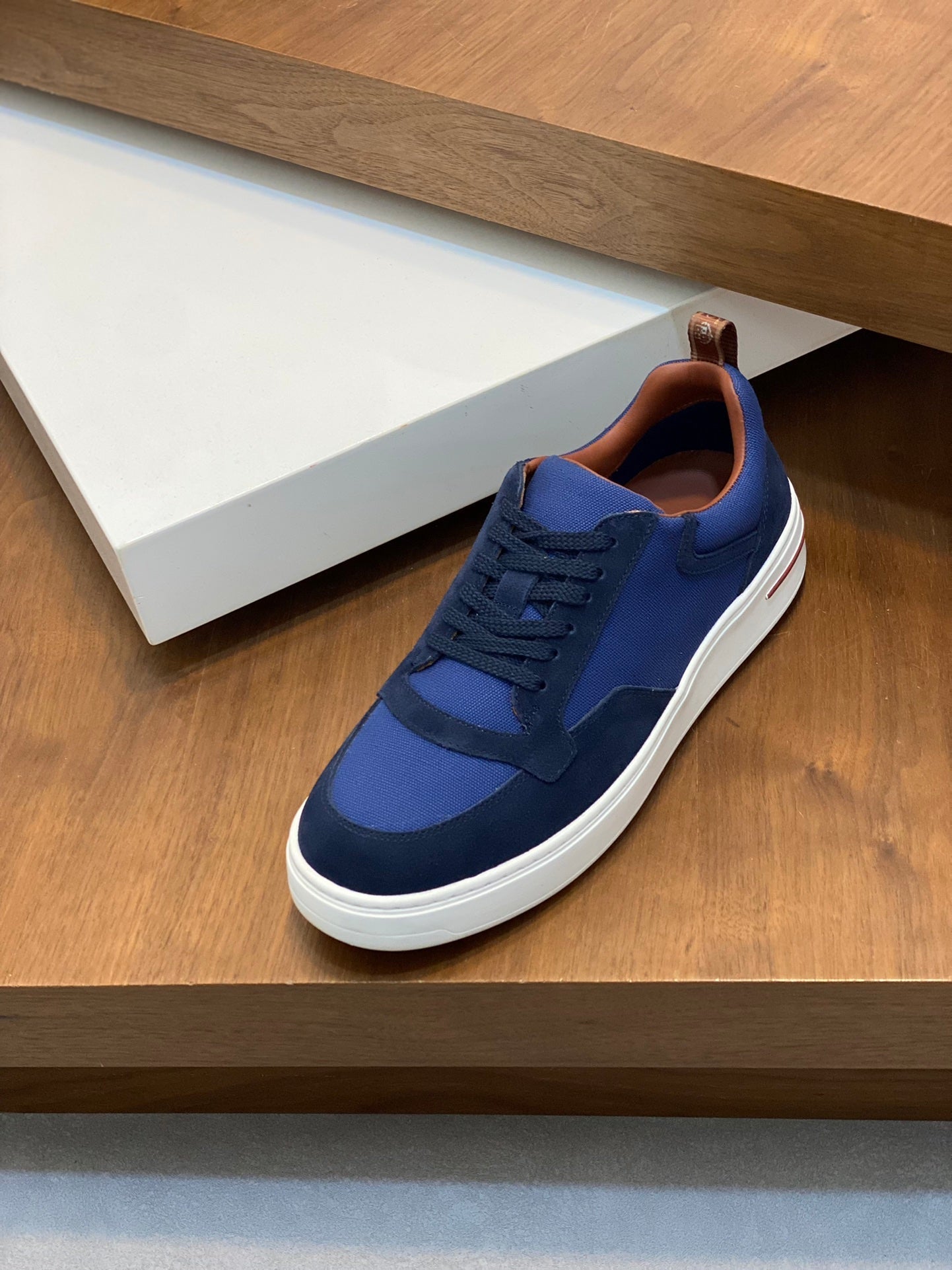 LP 2025 Newport Walk Sneaker Microfibre Navy Blue Suede
