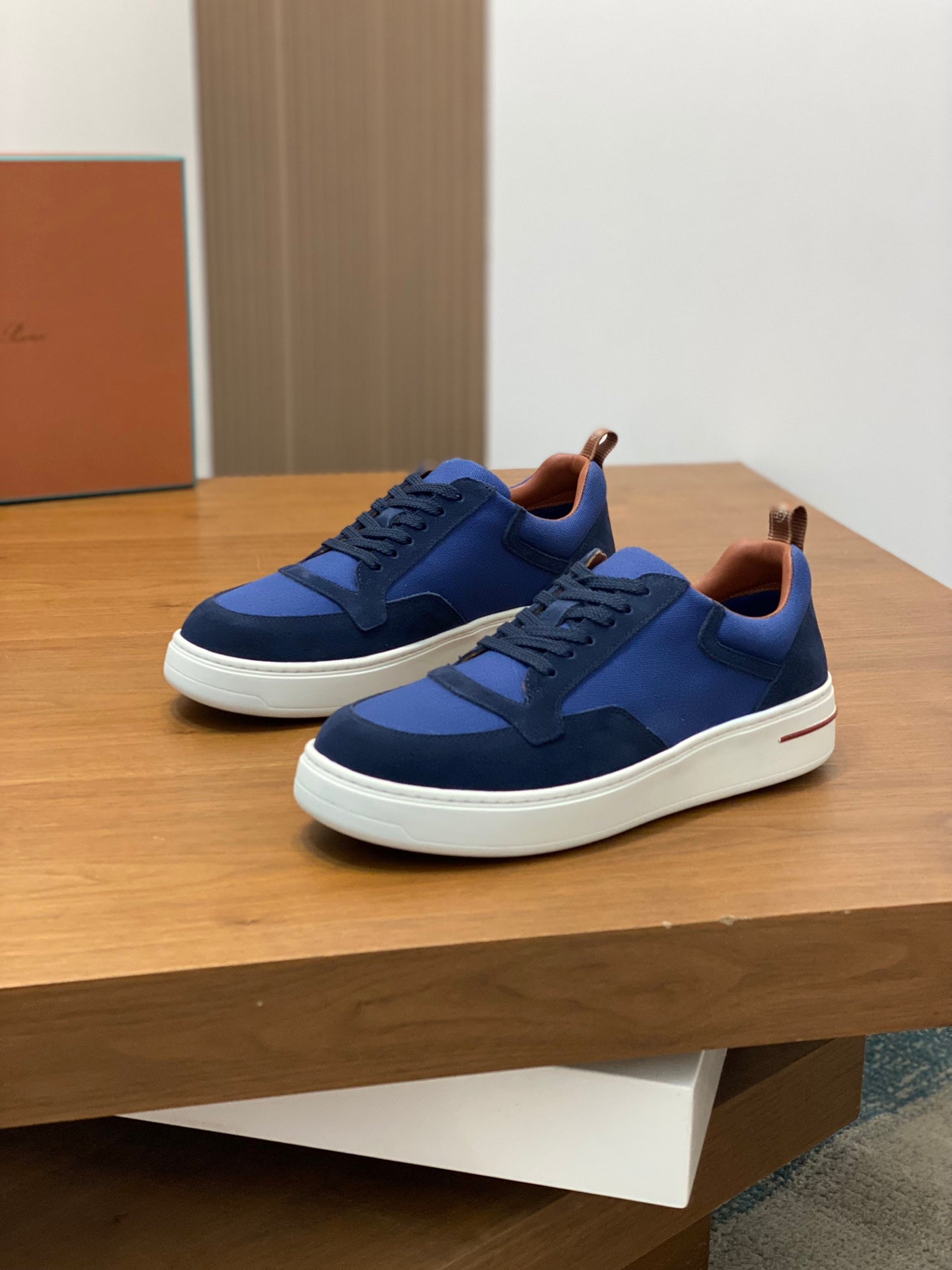 LP 2025 Newport Walk Sneaker Microfibre Navy Blue Suede