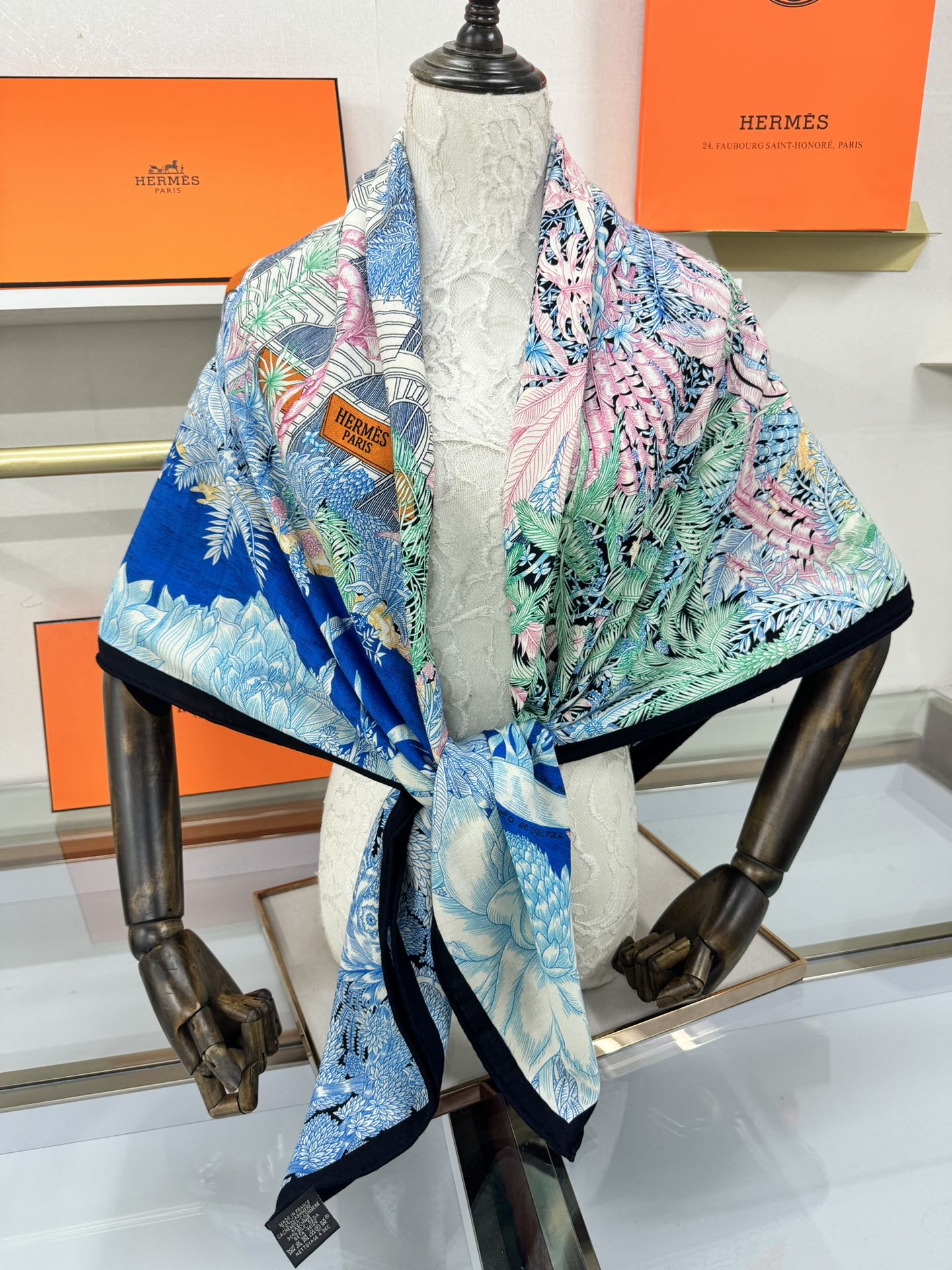 FAUBOURG TROPICAL SHAWL 140 CM IN COLORFUL CASHMERE AND SILK 379770
