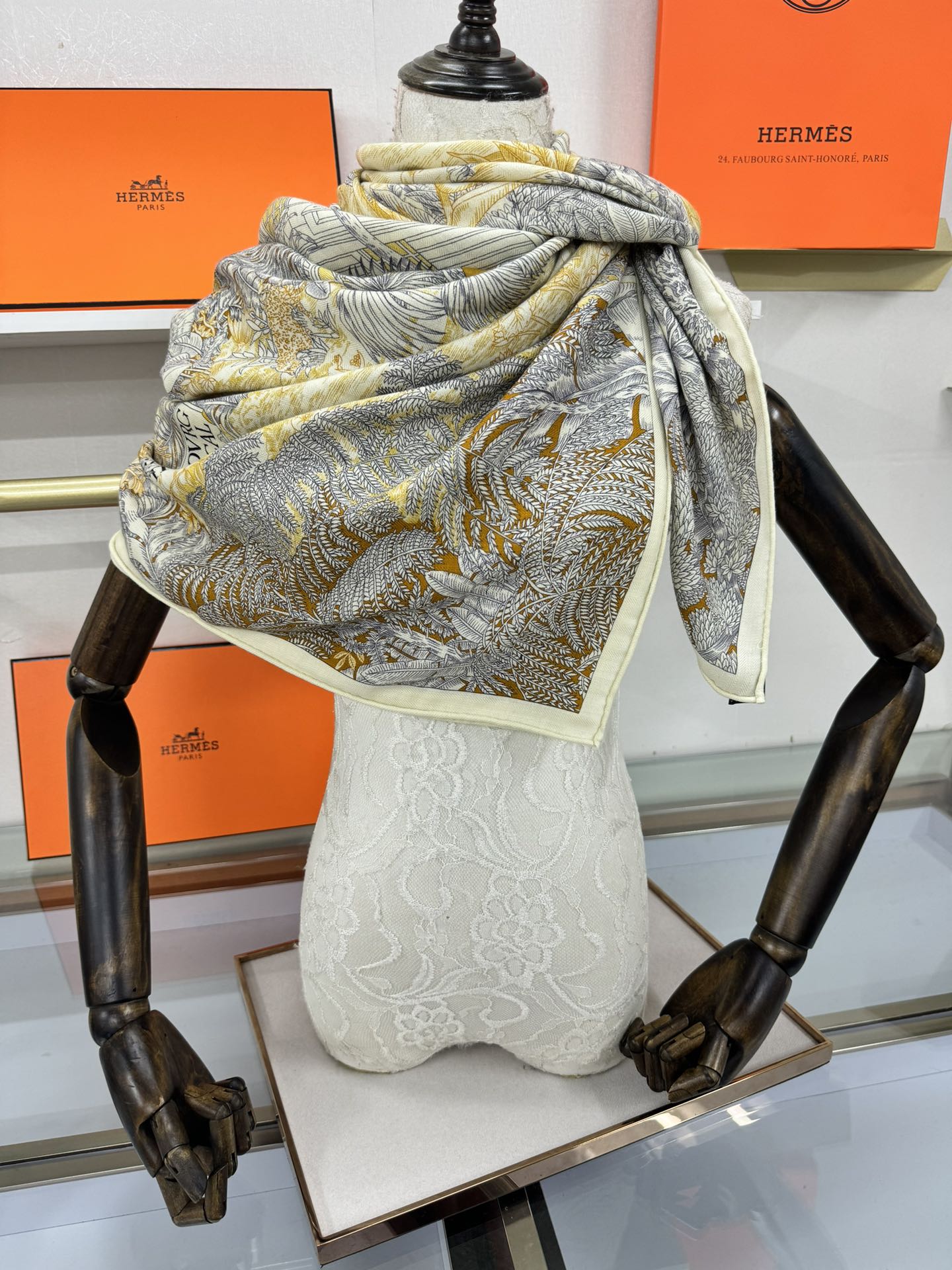 FAUBOURG TROPICAL SHAWL 140 CM IN COLORFUL CASHMERE AND SILK 379771