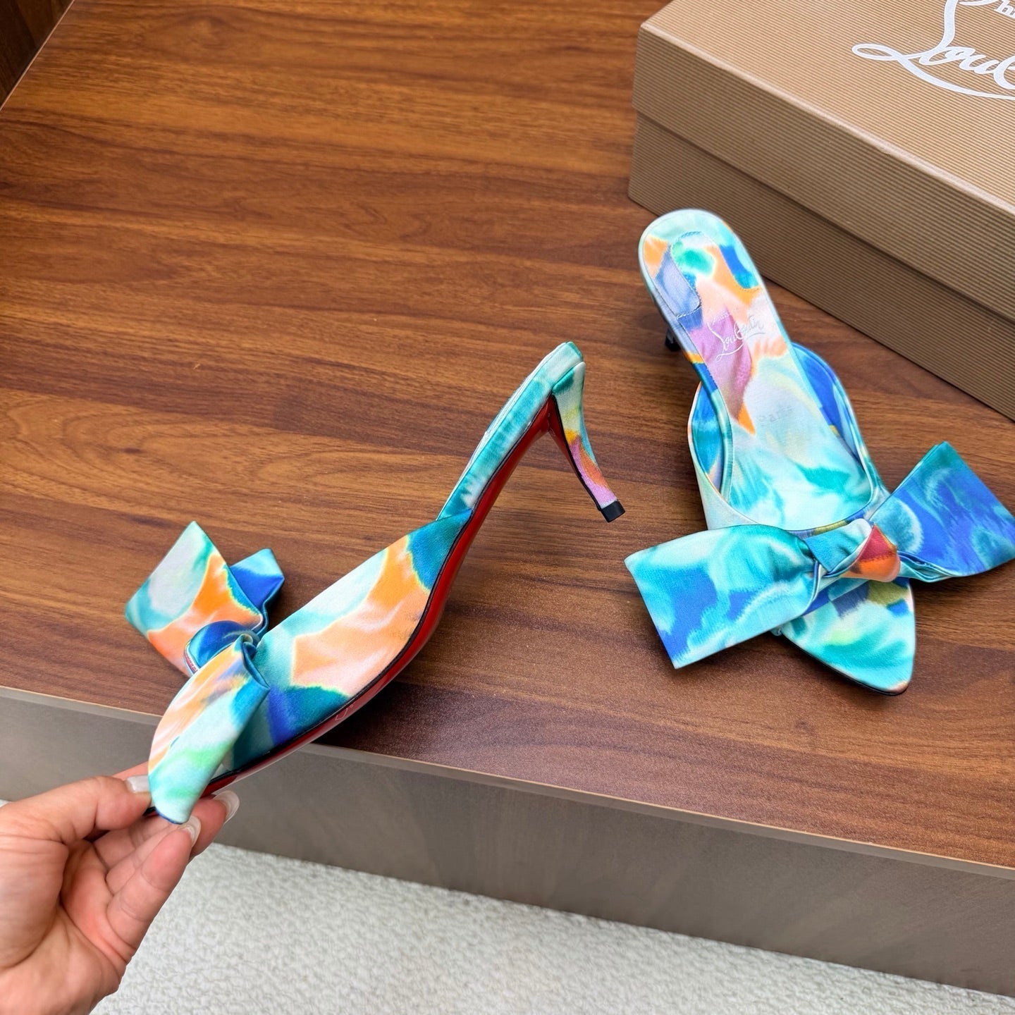 CL 2026 Mulazee Bow Floral Sandal 870865