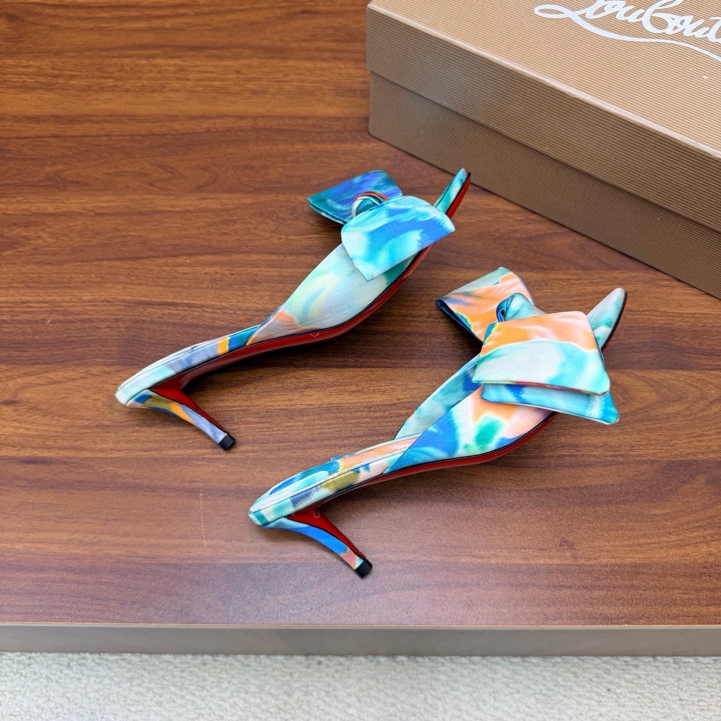 CL 2026 Mulazee Bow Floral Sandal 870865