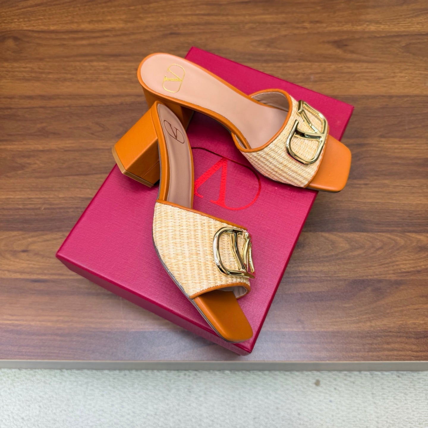 Valentino 2026 VLogo Signature Raffia Block Heel Sandal Woven Calfskin 871040