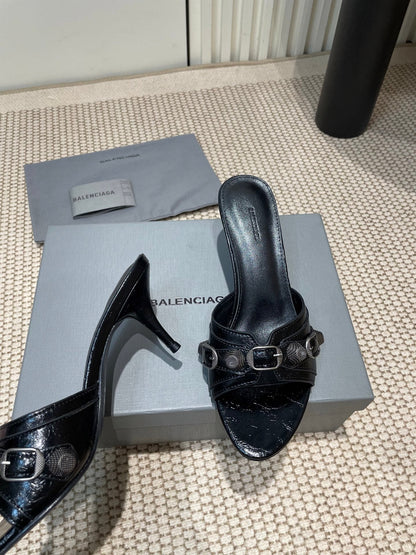 CAGOLE HIGH MULES IN BLACK OIL-WAX SHEEPSKIN