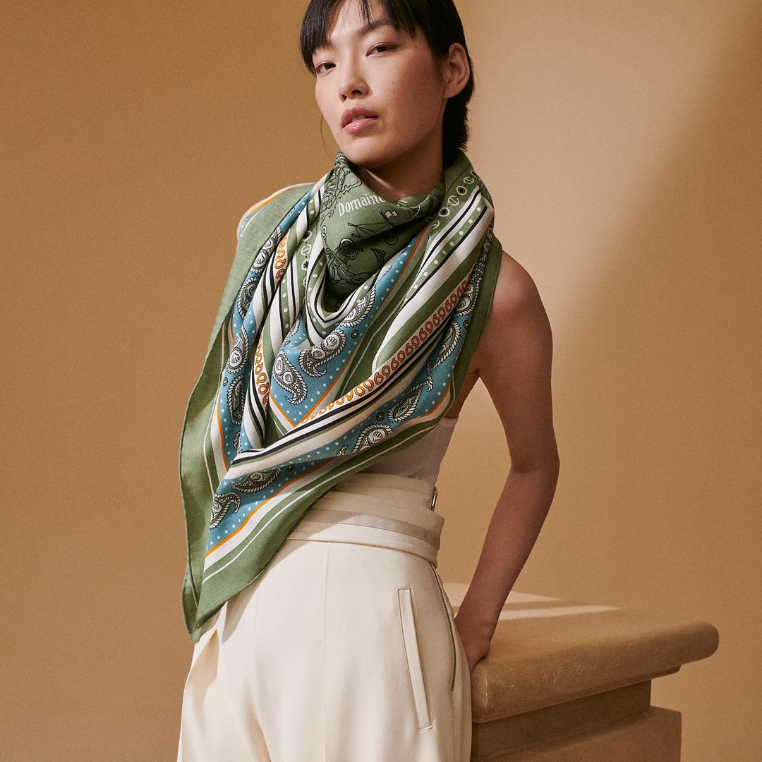 HM 26ss Amazon  Scarf 90 Green Colorful Twill Silk 126340