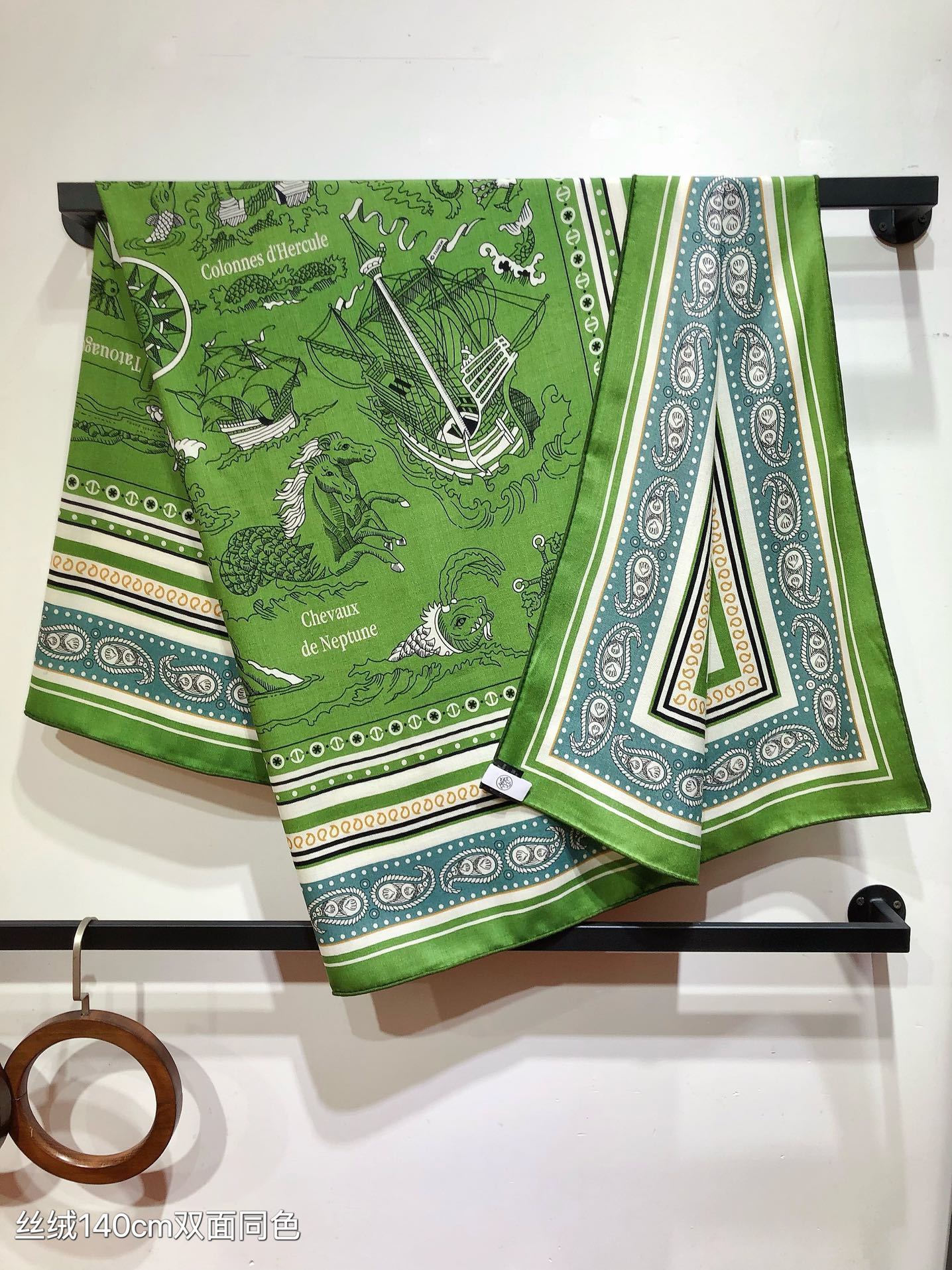 HM 26ss Amazon  Scarf 90 Green Colorful Twill Silk 126340