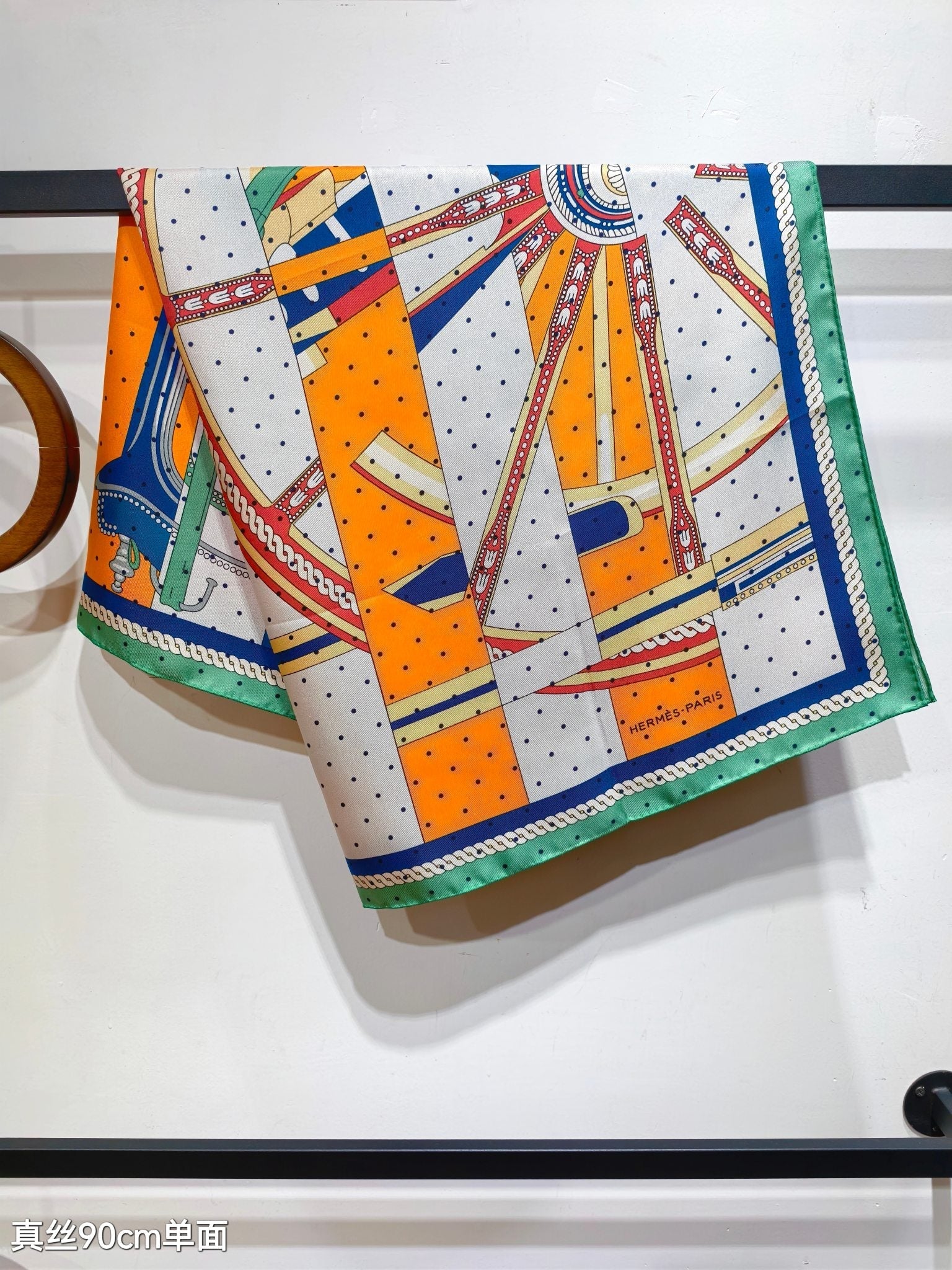 HM 26ss Amazon  Scarf 90 White Orange Blue Colorful Twill Silk 130271