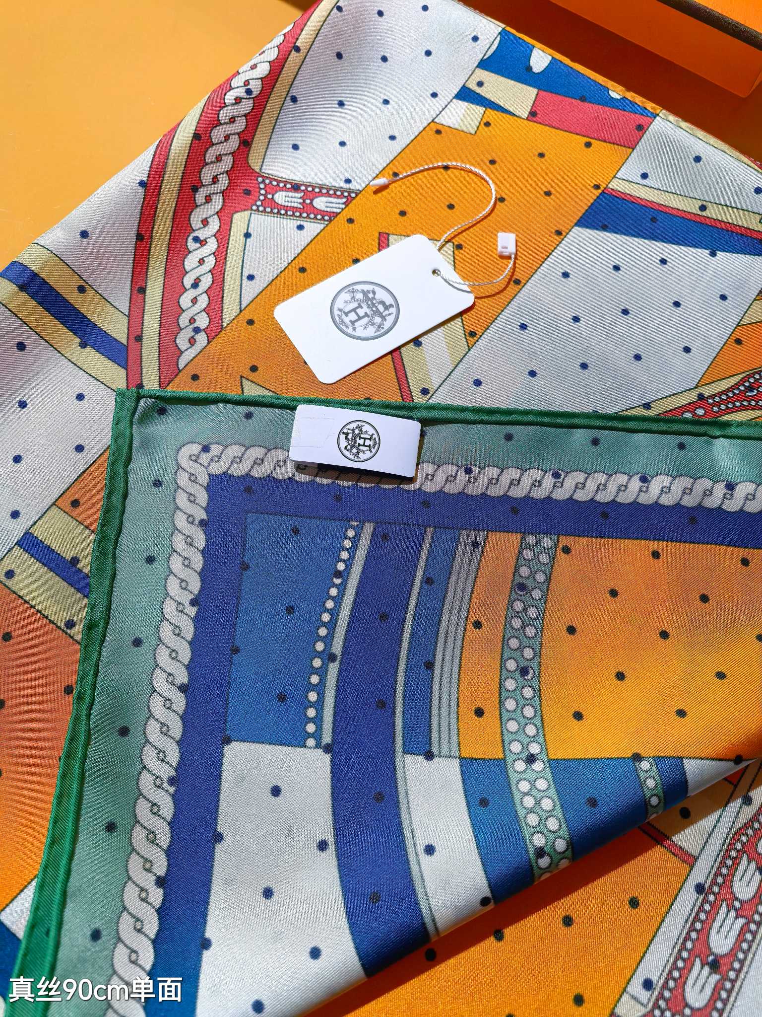 HM 26ss Amazon  Scarf 90 White Orange Blue Colorful Twill Silk 130271