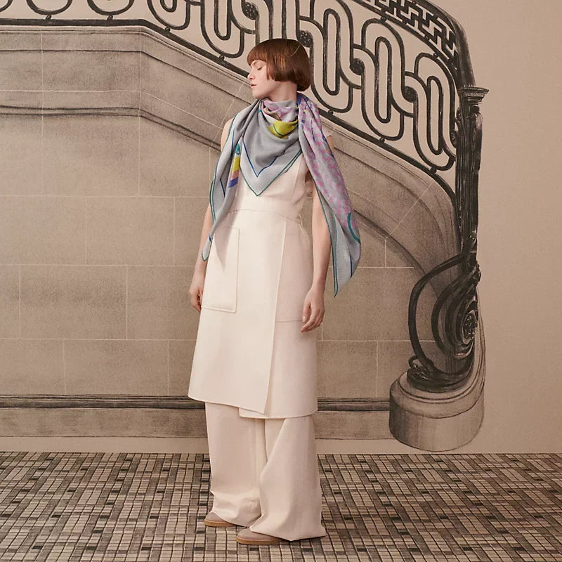 HM 26ss Amazon  Scarf 90 Gray Blue Pink Colorful Twill Silk 130310