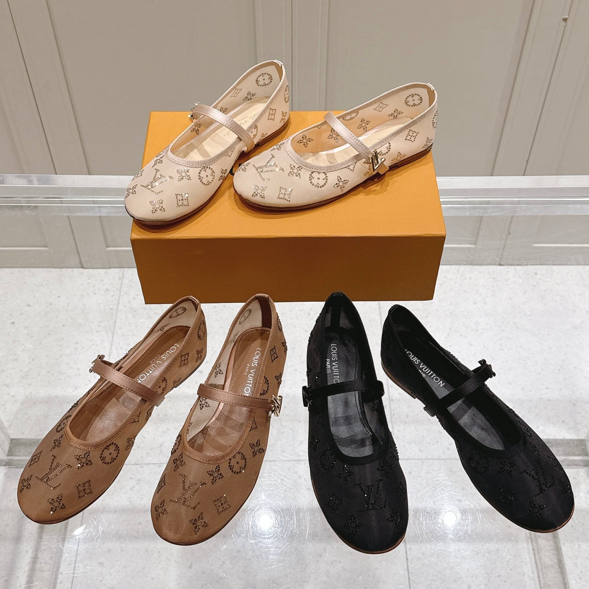 Louis Vuitton 2026 Ballet Flats Mesh Leather 778849