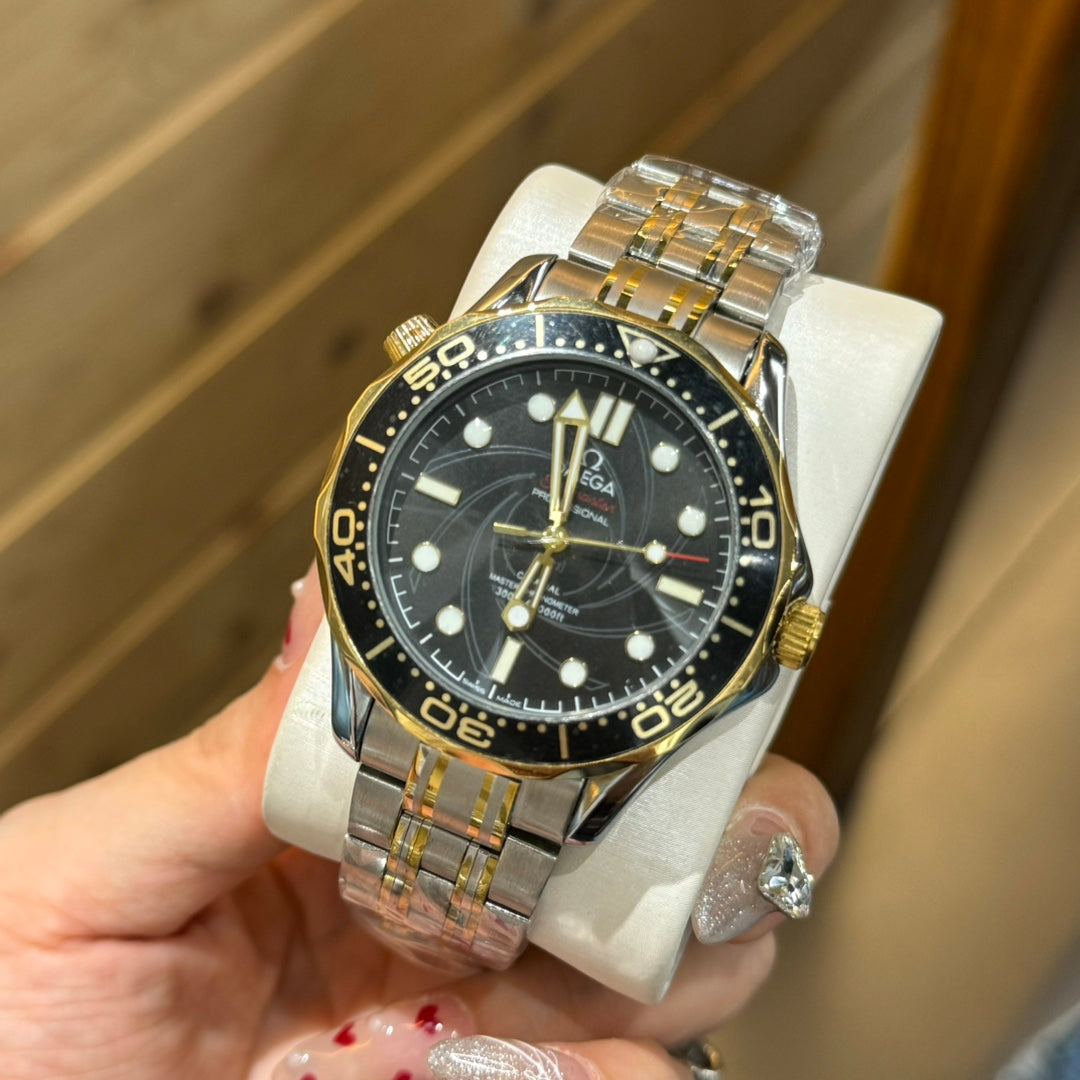 Omega Seamaster Diver 300M James Bond 007 42mm Steel Strap 229871