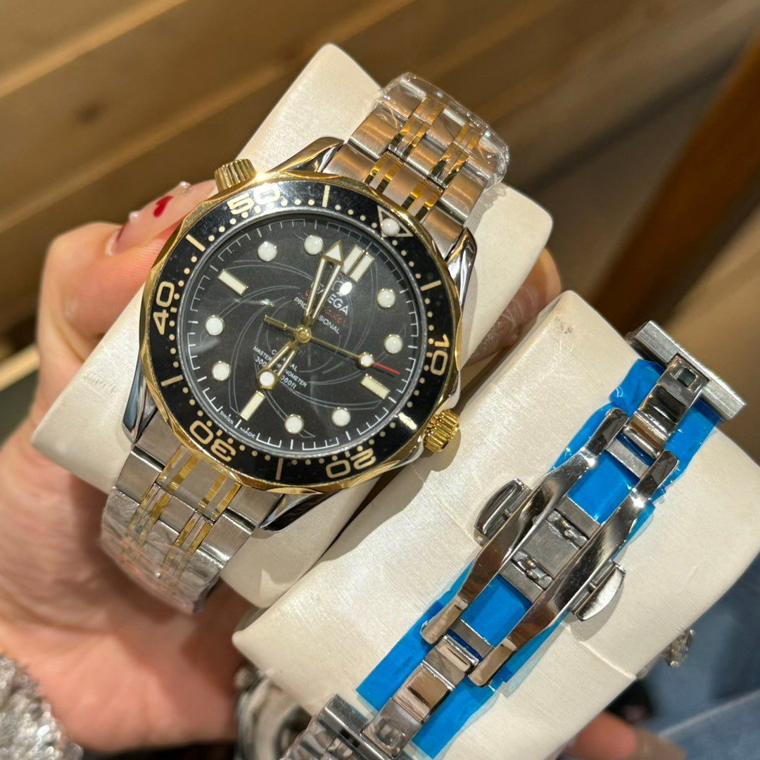 Omega Seamaster Diver 300M James Bond 007 42mm Steel Strap 229871
