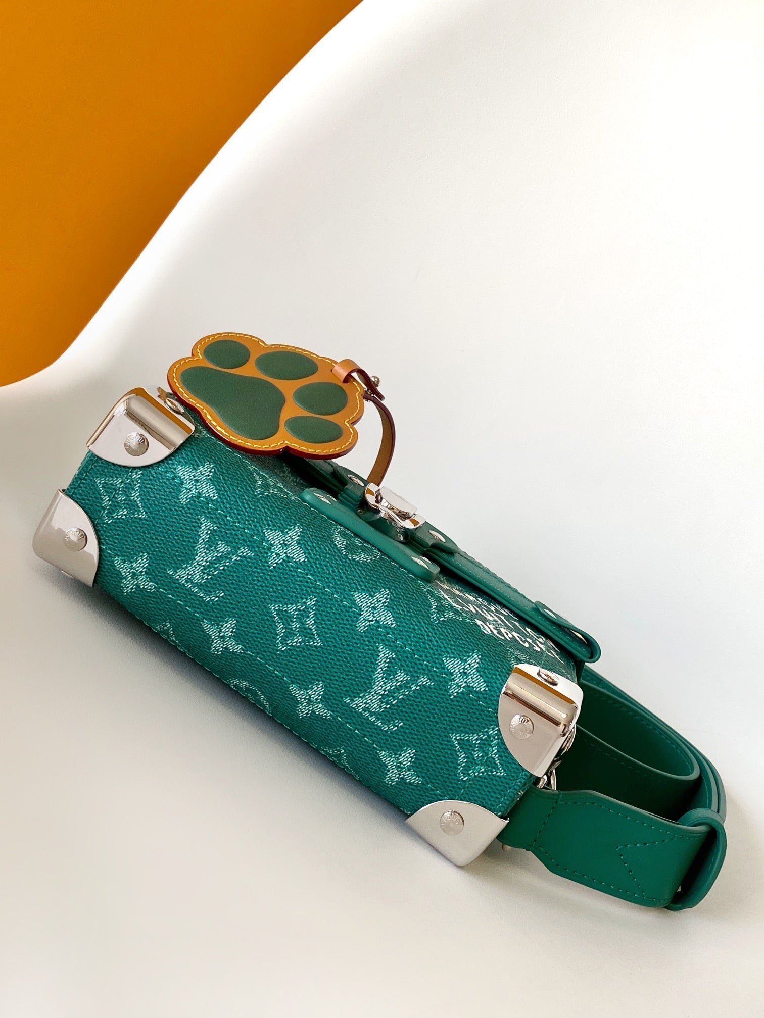 LV Soul Trunk handbag 19cm Green mix White Canvas Leather 252098
