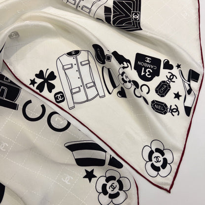CC Square Scarf 90 CM In White Mix Black Silk 288716