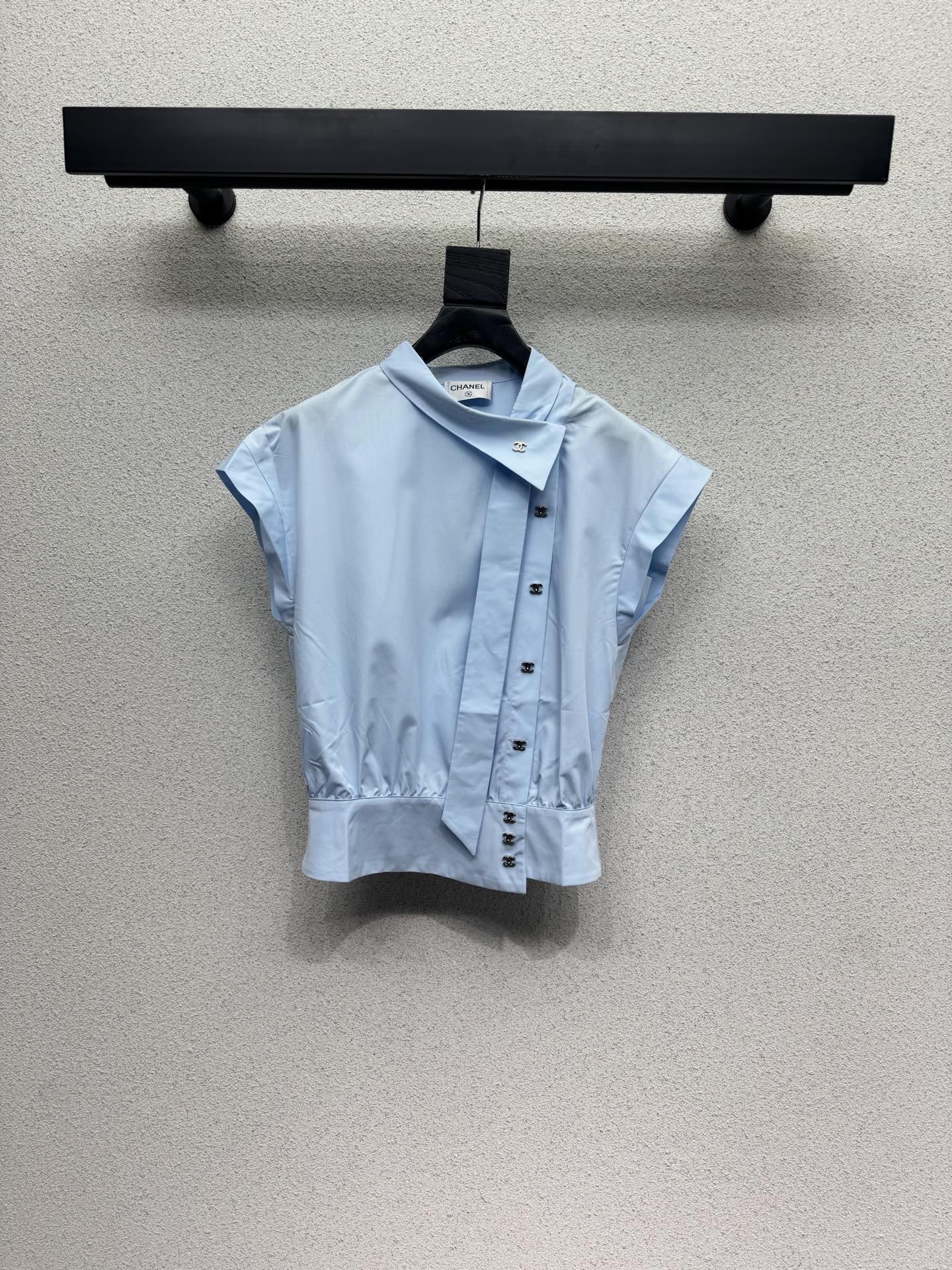 Chanel 2026 Sleeveless Shirt Cotton 402697