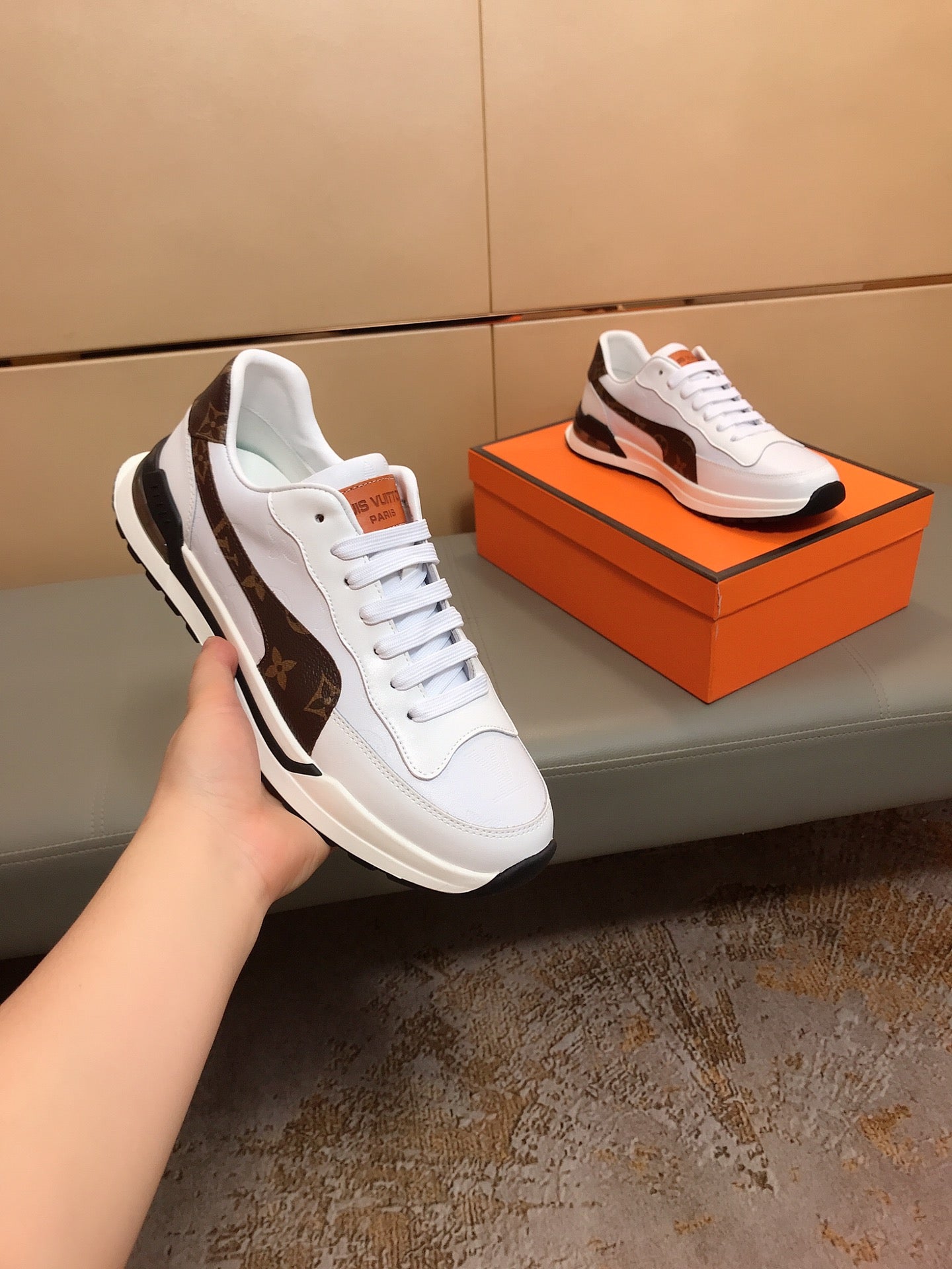 LV SNEAKERS IN GREY MIX BROWN CALFSKIN AND BRANDED PRINTED FABRIC