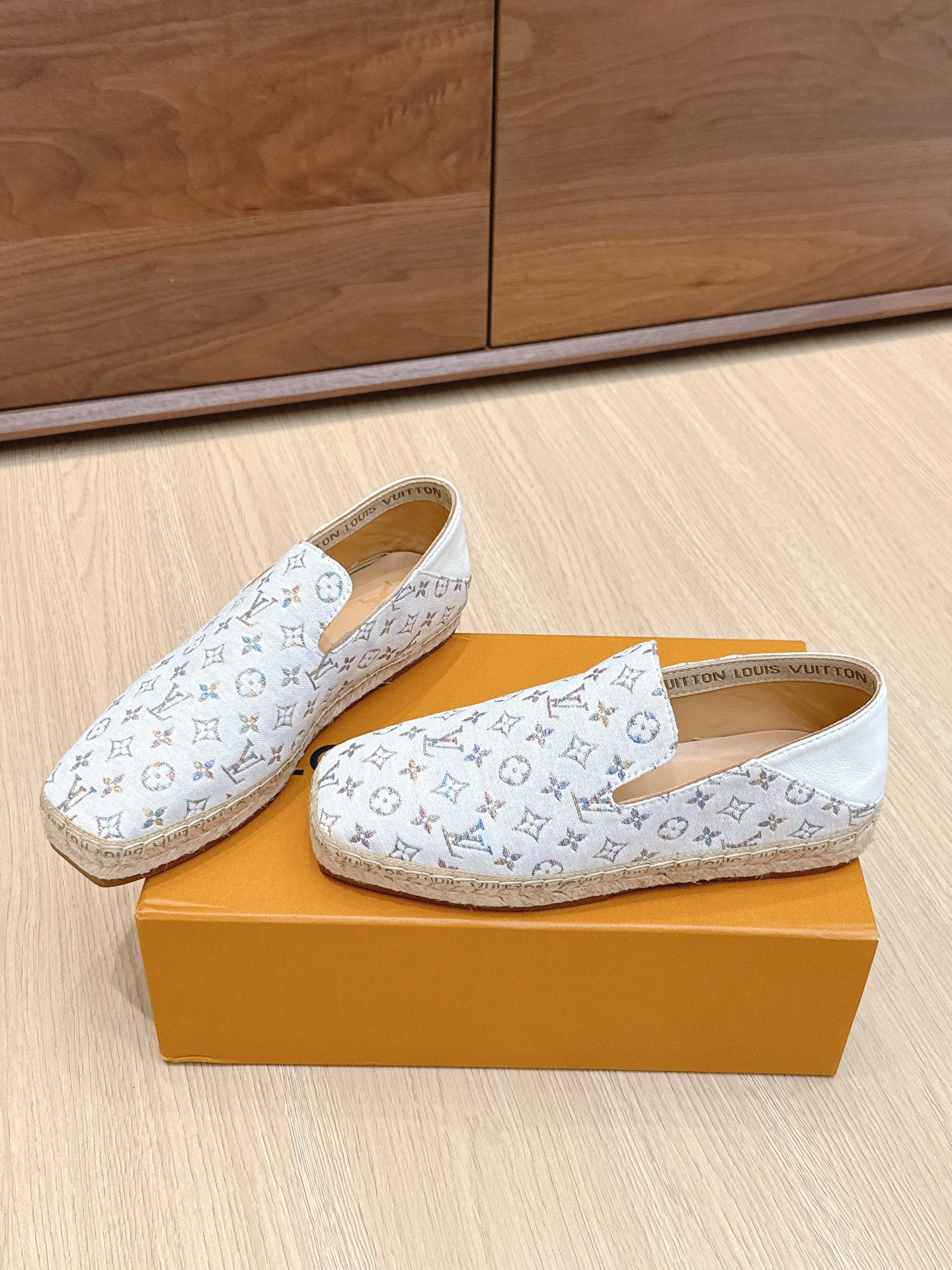 LV 26ss Loafers White Multicolor Monogram Canvas 656958
