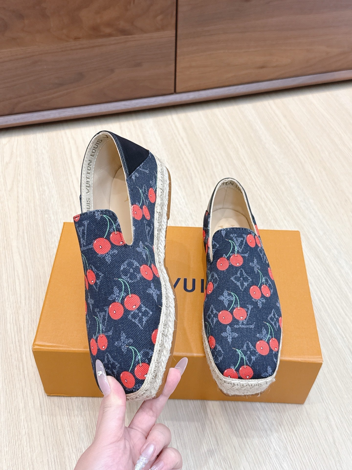 LV 26ss Loafers Dark Blue Red Monogram Denim 656961