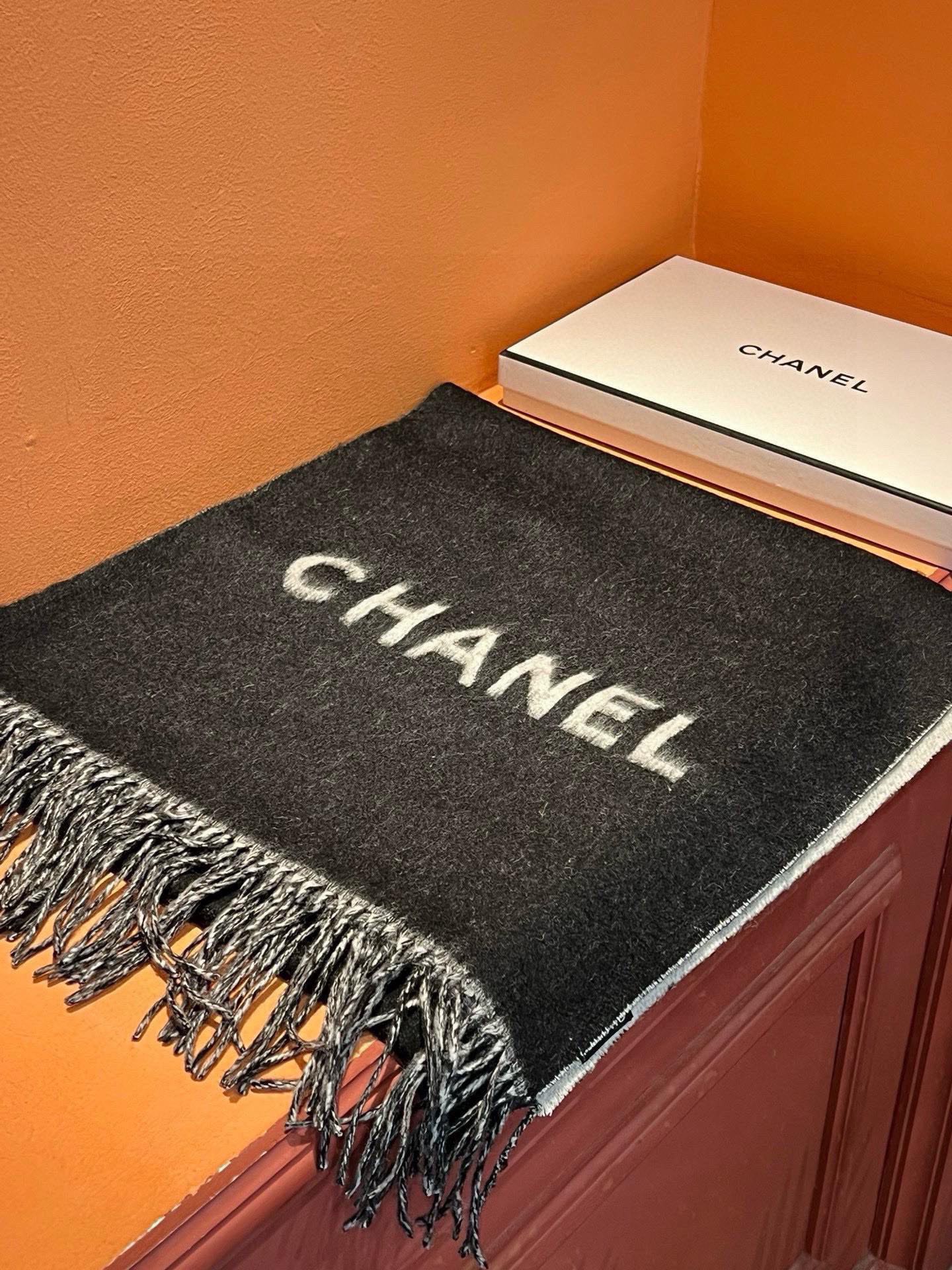 CC Scarf 200 CM In Black Mix Grey Cashmere 304302