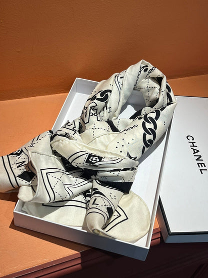 CC Scarf 185 CM White Black Cashmere Silk 418401