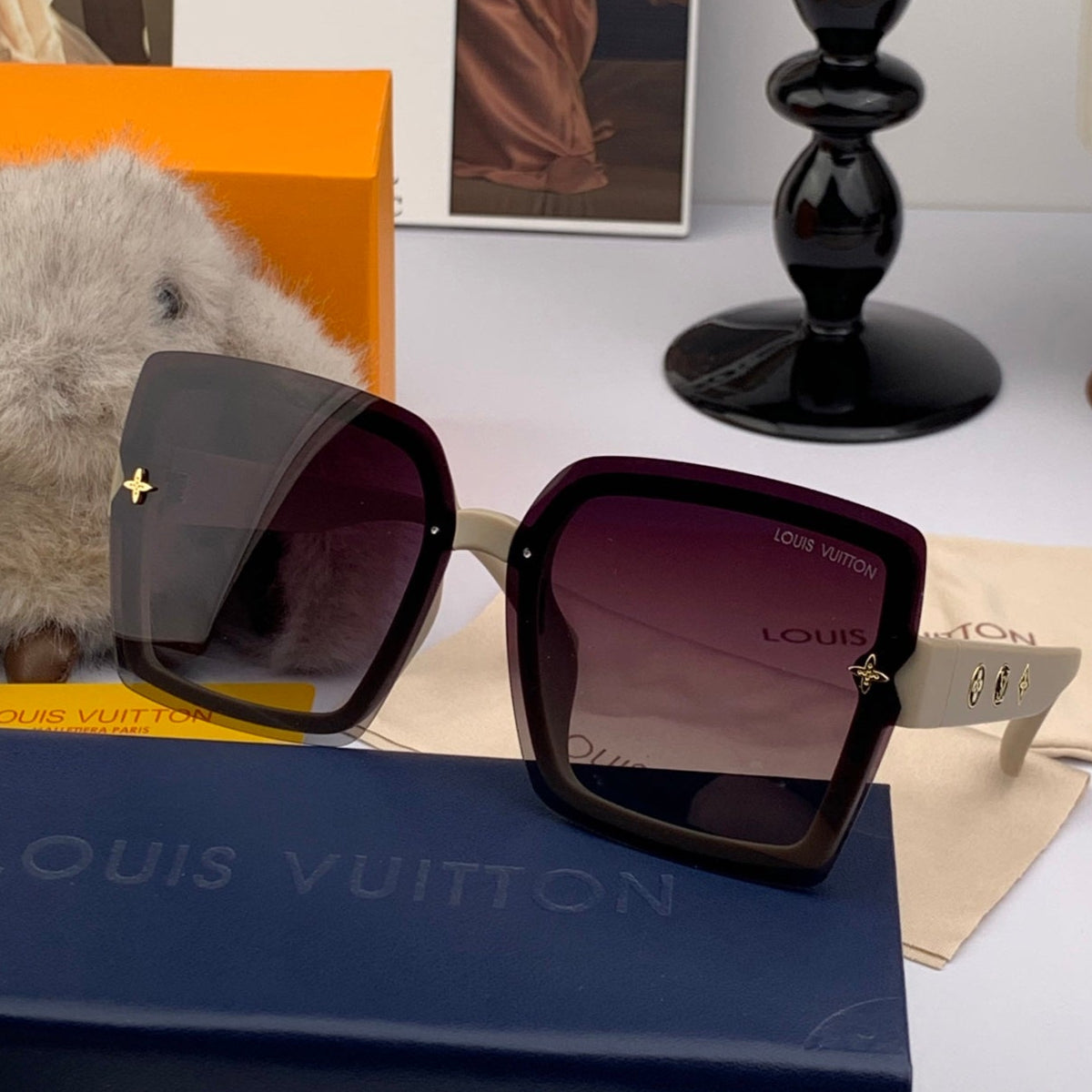 Louis Vuitton 2025 Dark Purple Sunglasses 559689