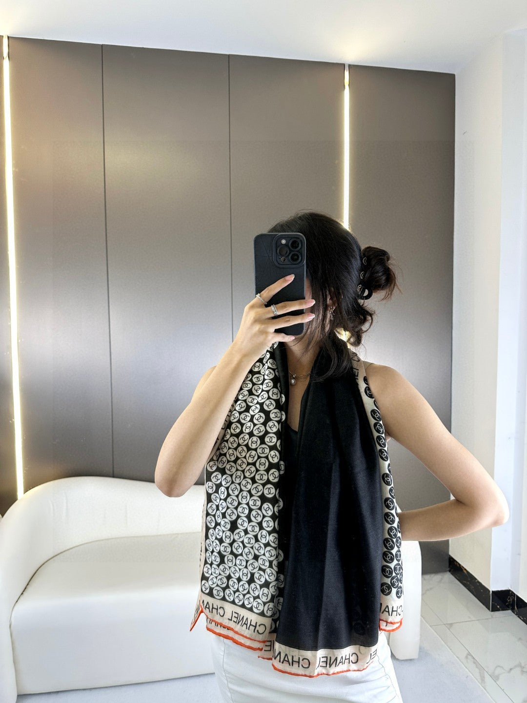 CC Square Scarf 140 CM In Black Mix White Cashmere 390937