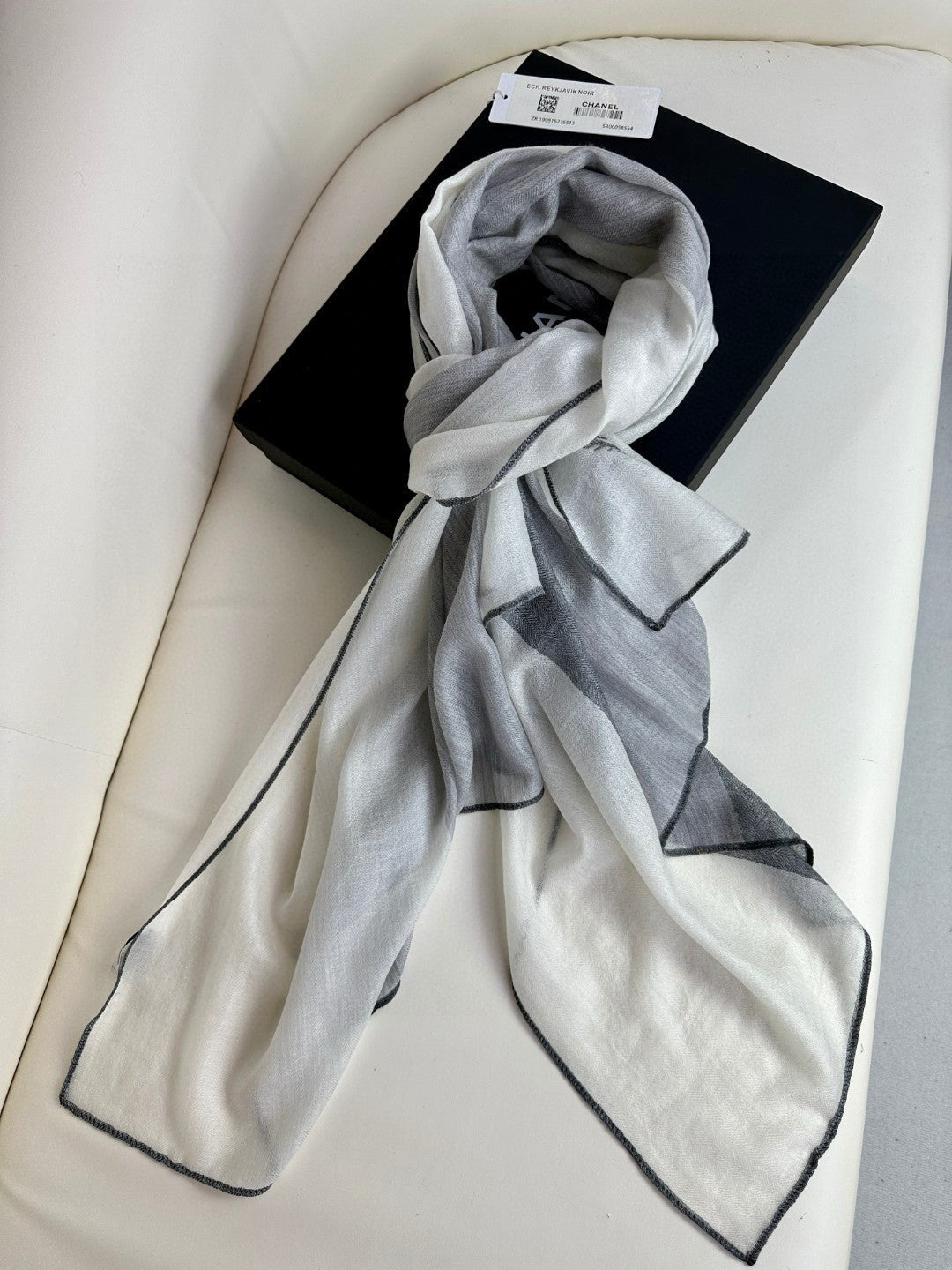 CC Scarf 200 CM In Light Grey Mix White Dark Grey Cashmere Silk 396448