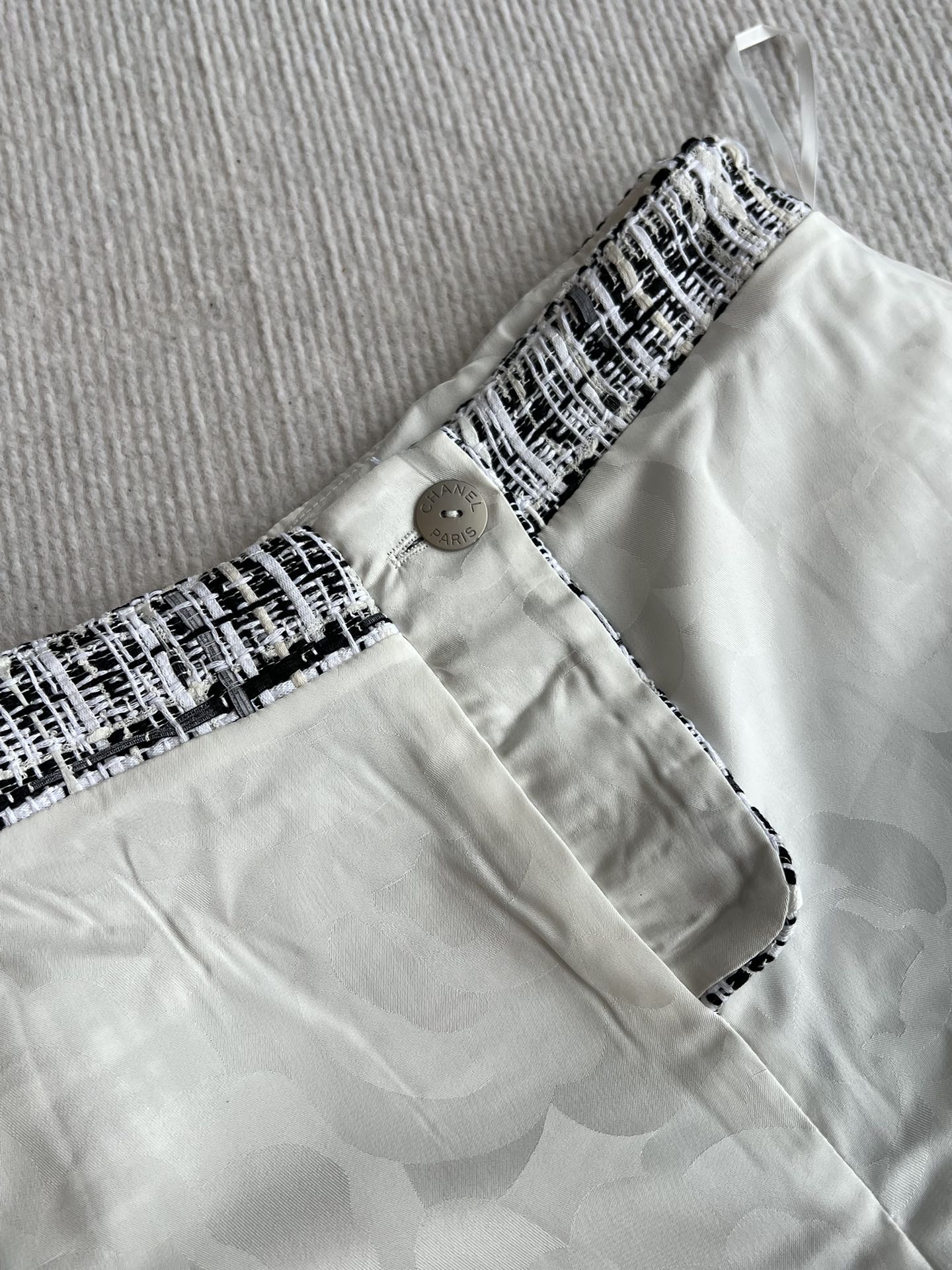 CC 25 Set Black And White Striped Synthetic Fabric  244330