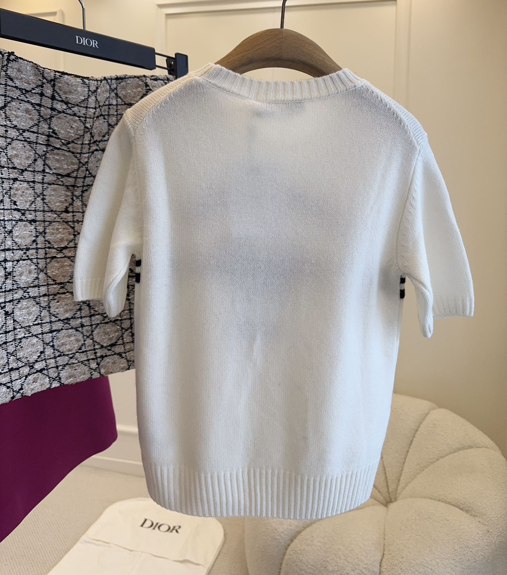 CD 25 Butterfly Knitted Short Sleeves Top White Black Cotton