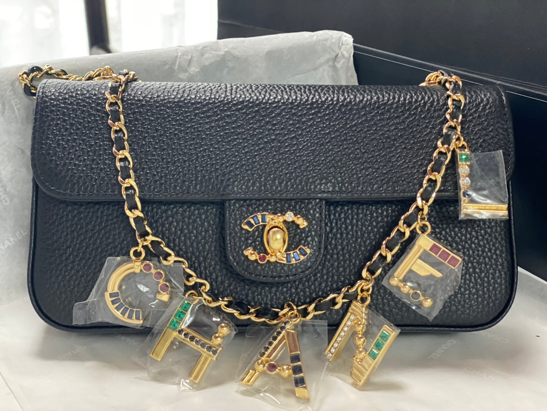 Chane 2026 Gemstone-encrusted Double-C Bag 22cm Calfskin