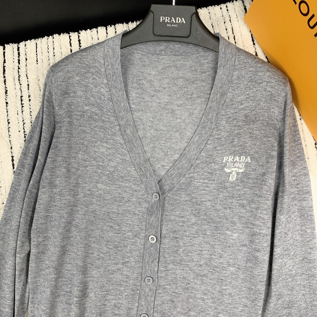 Prada 25 Cardigan Wool 281638