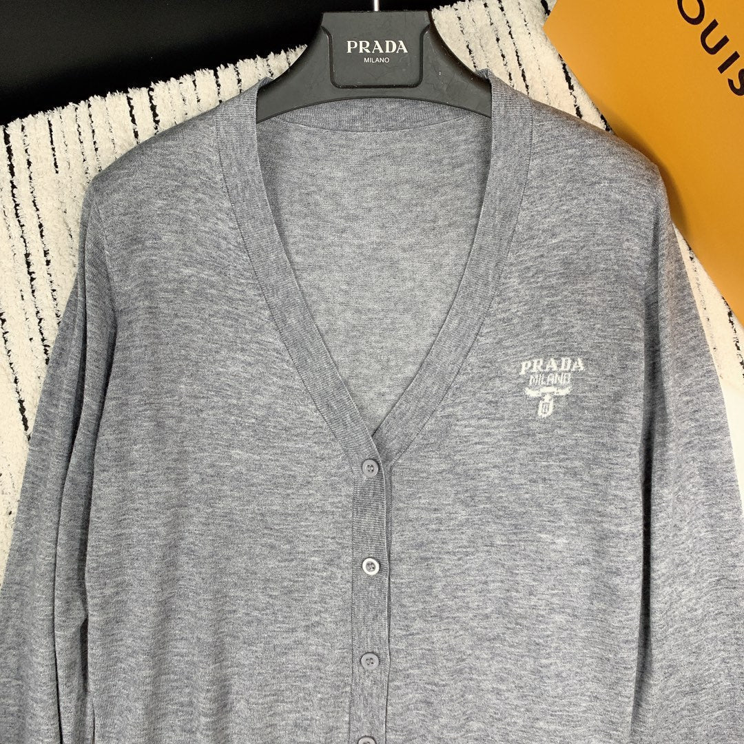 Prada 25 Cardigan Wool 281638