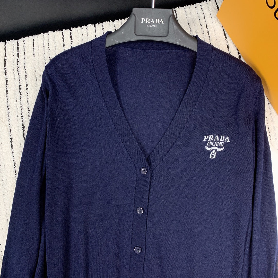 Prada 25 Cardigan Wool 281638