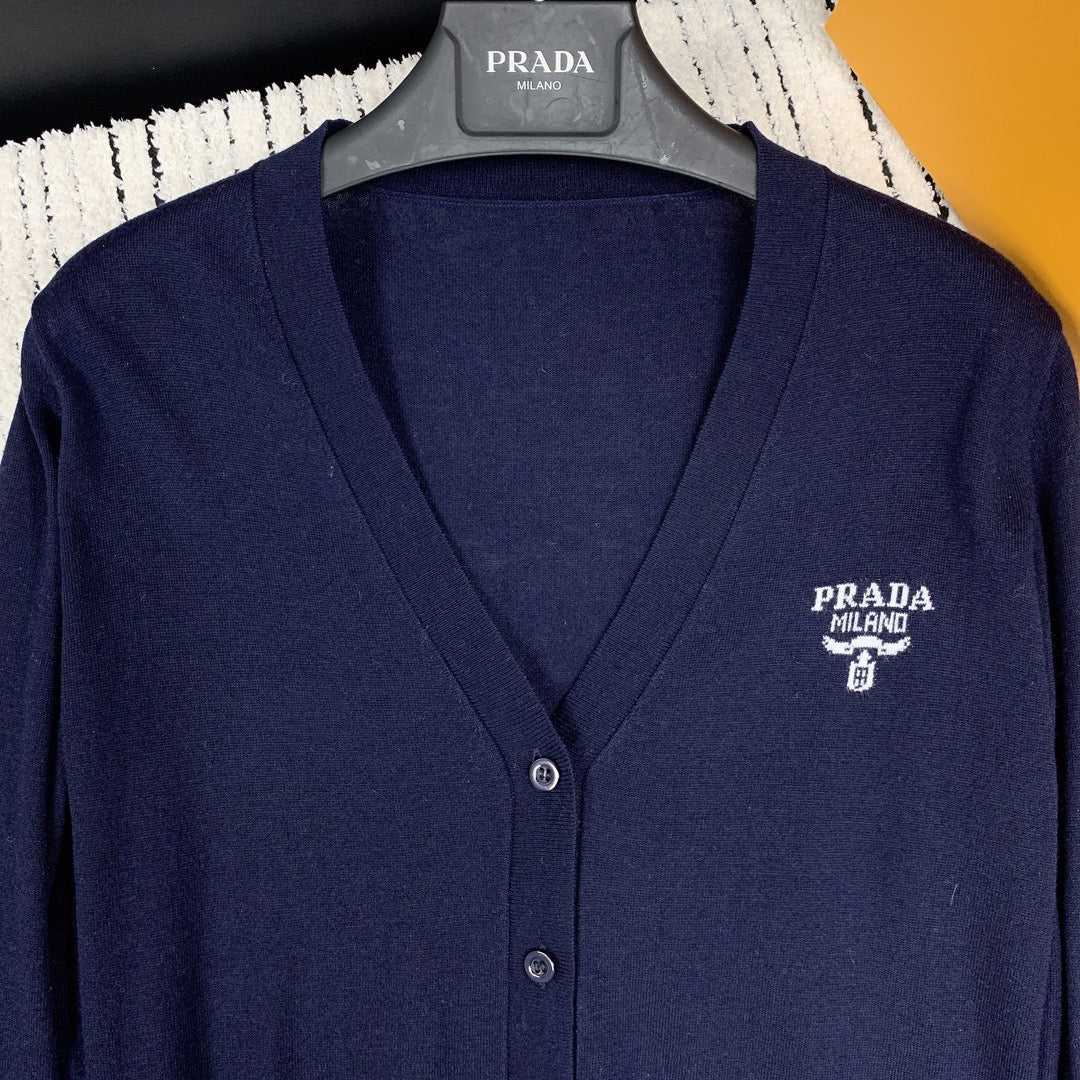 Prada 25 Cardigan Wool 281638