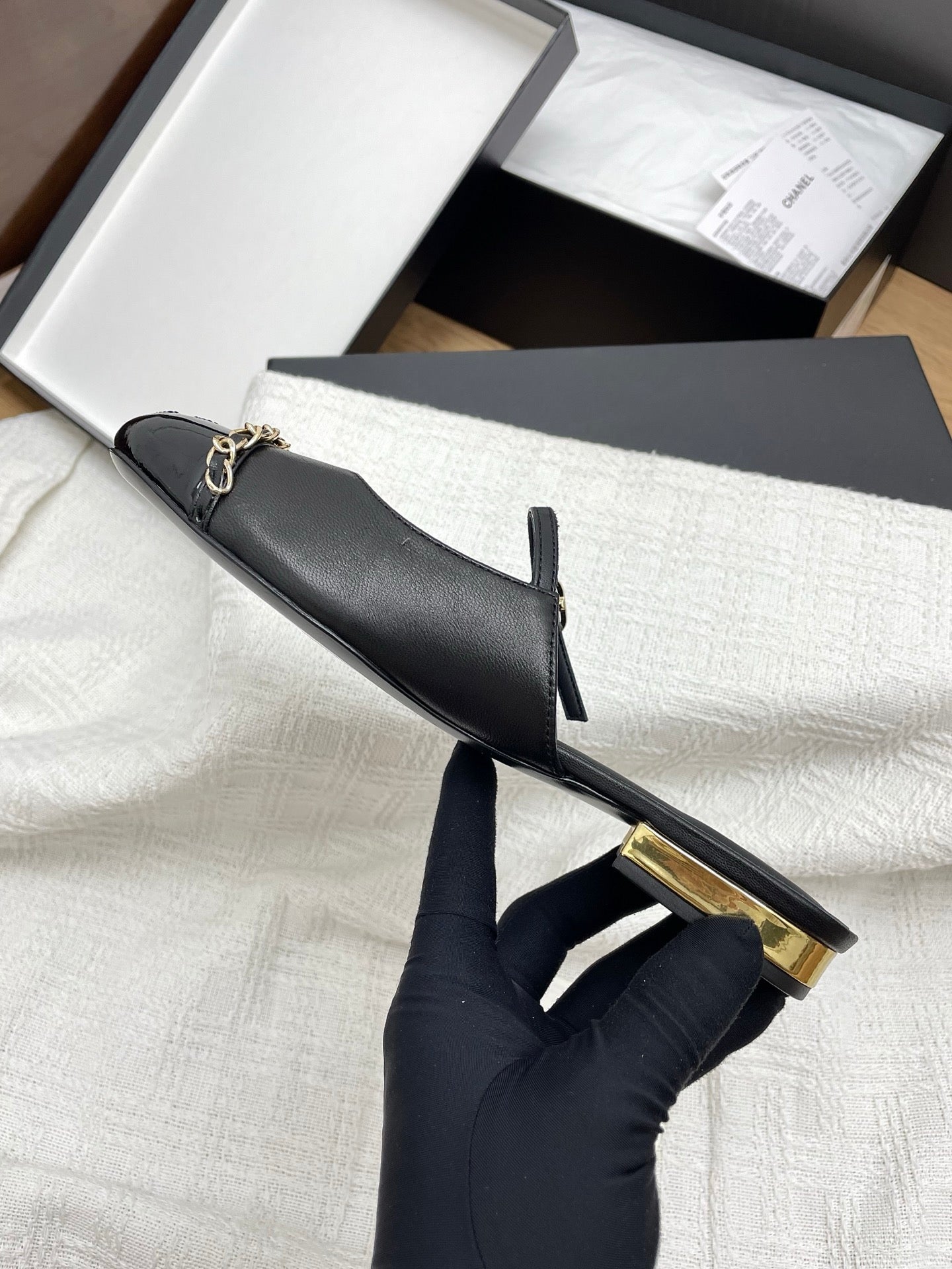 CC 25 Mules Flats Black Sheepskin 311498