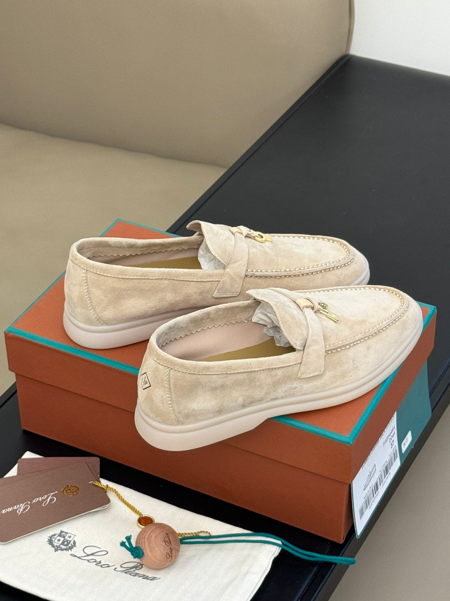 summer charm walk loafer suede