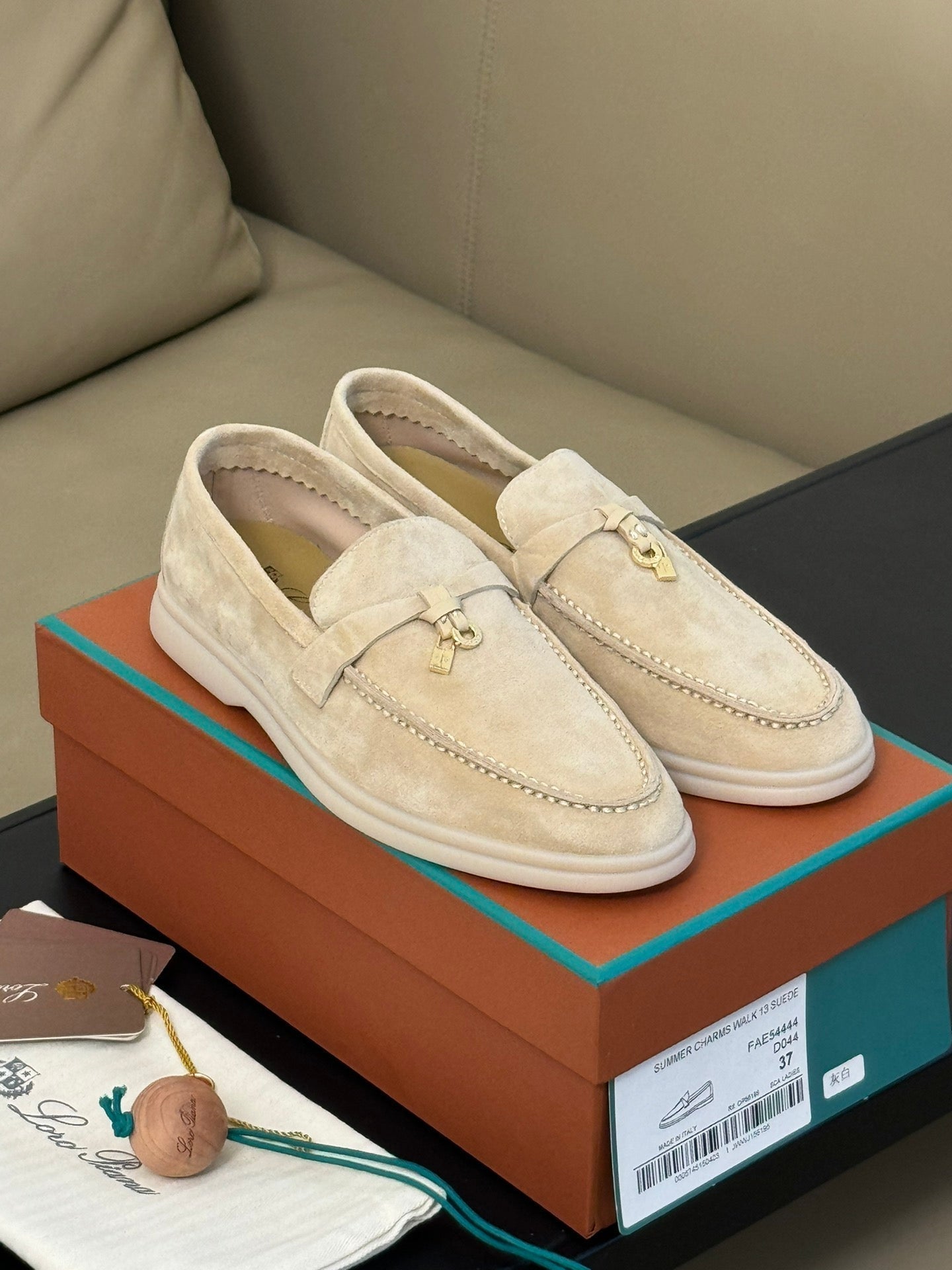 summer charm walk loafer suede