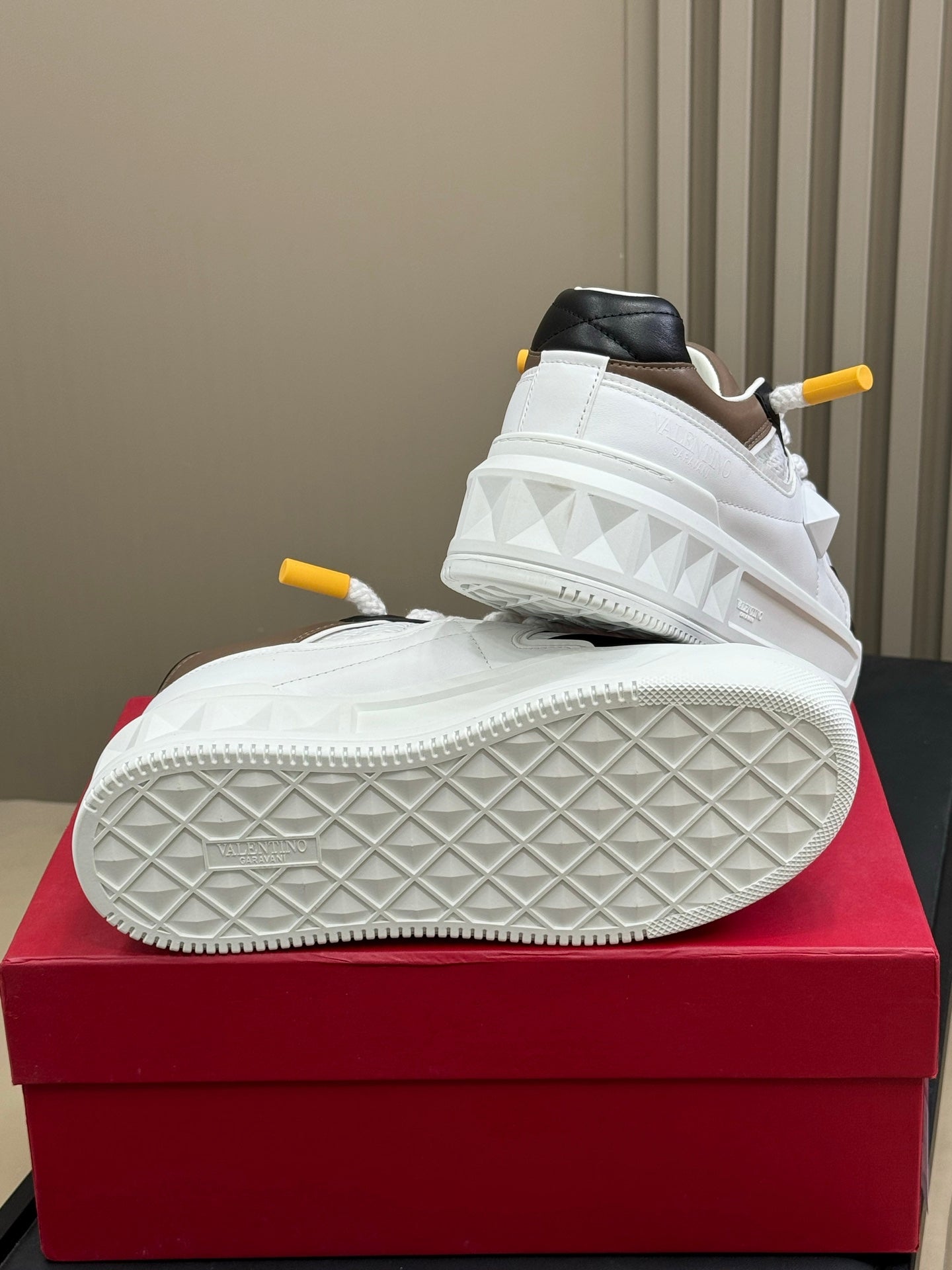 VT 2025 Sneakers White mix Colors  Frabic Cowhide 548574