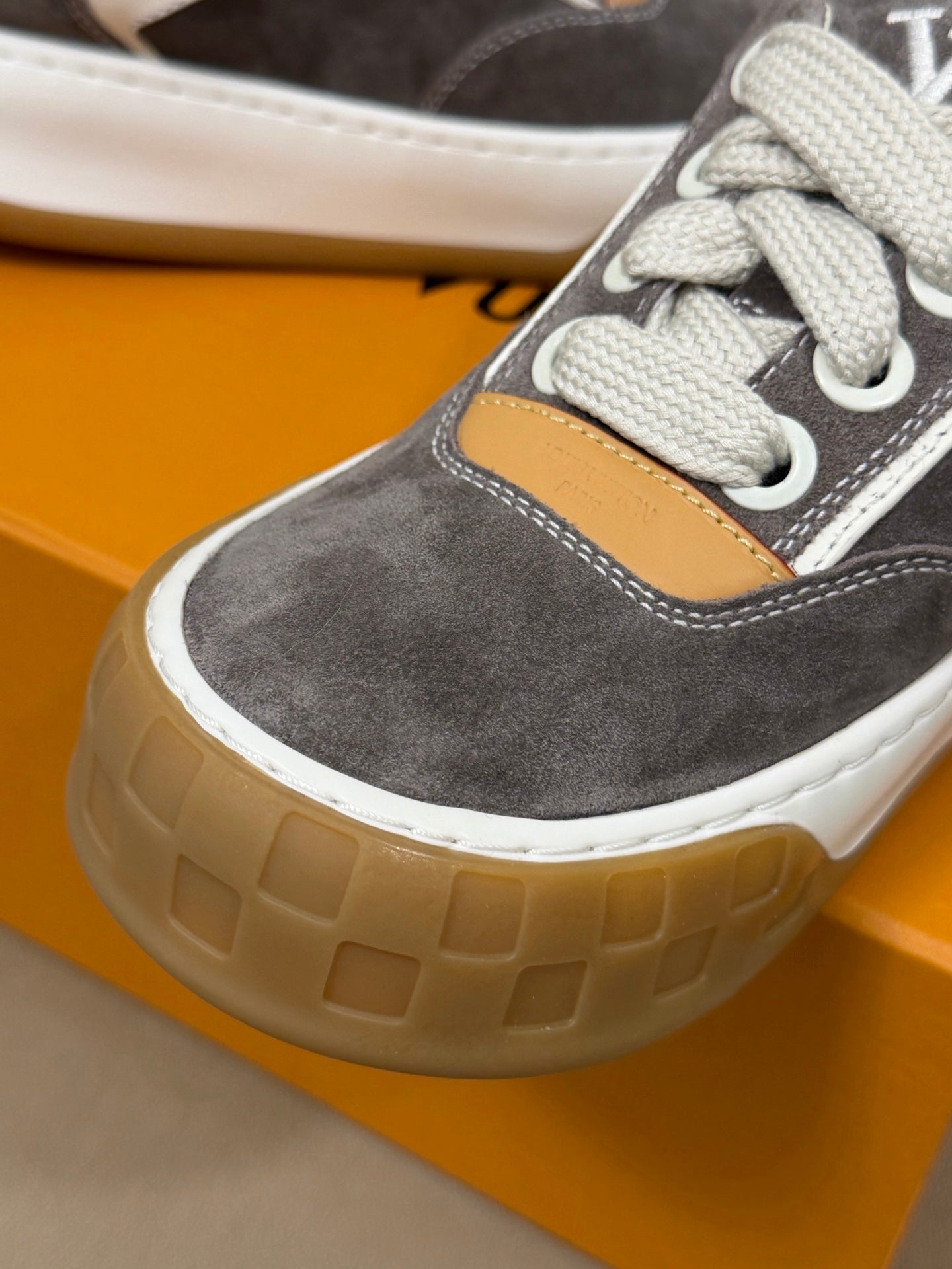 LV 25 Oversized Sneakers Gray Suede 576956