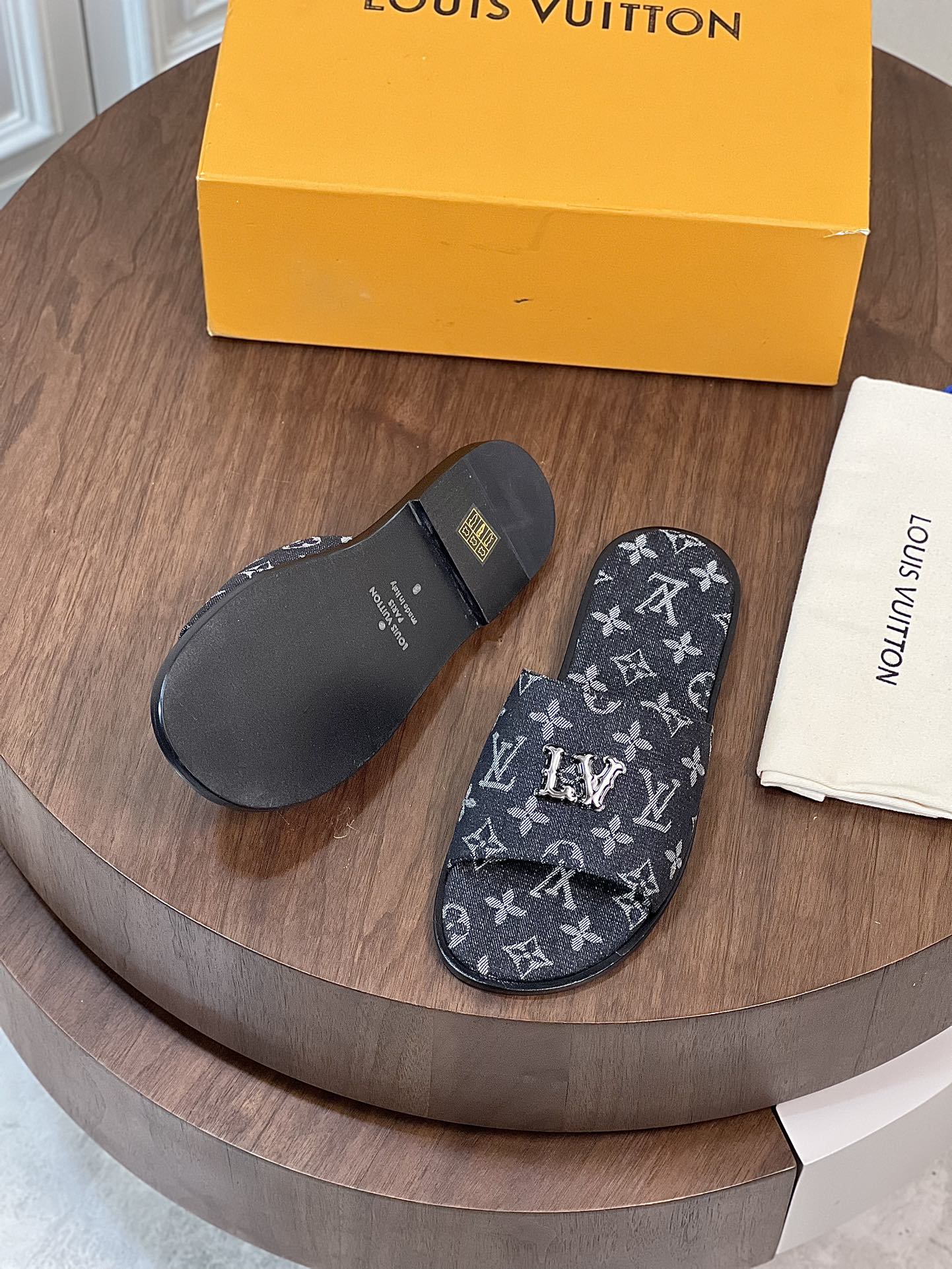 LV MULE IN BLACK MONOGRAM DENIM