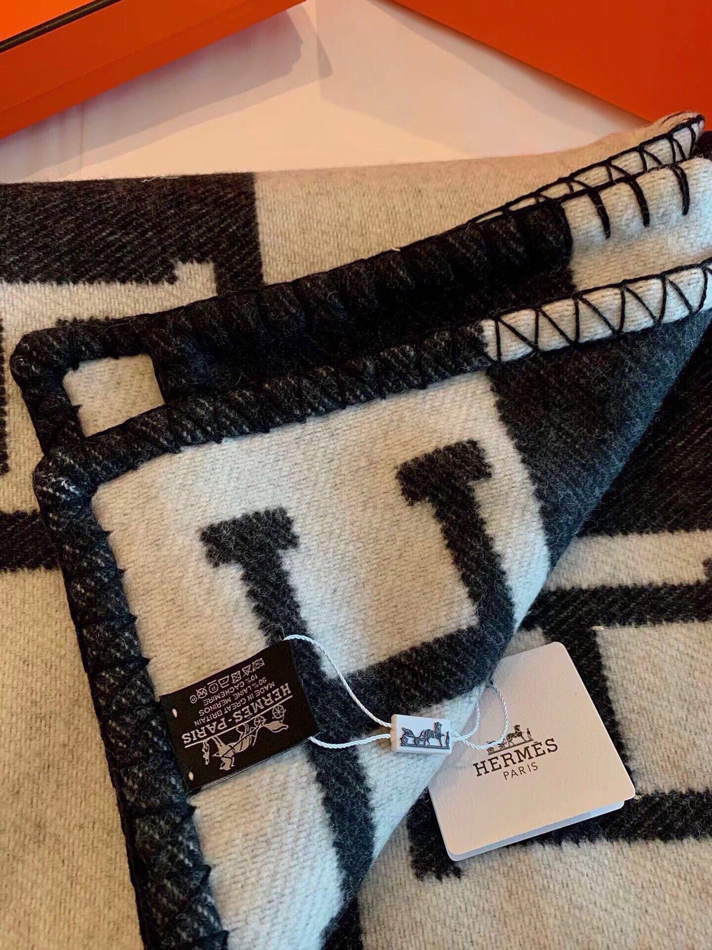 HM Blanket Black White Wool Cashmere