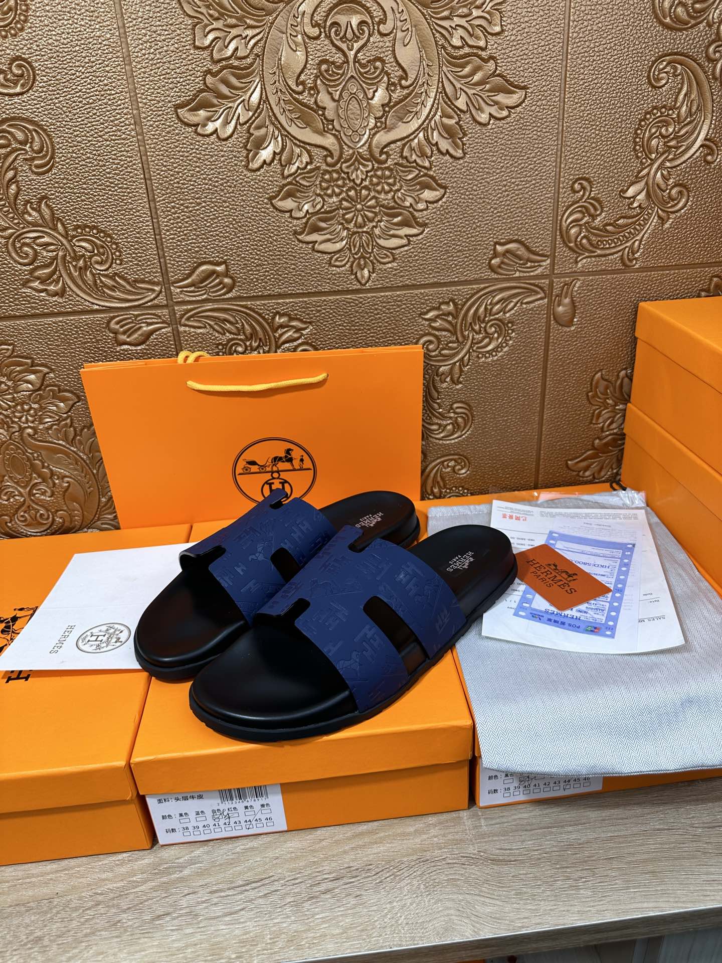 HM IZMIR SLIPPER NAVY CALFSKIN
