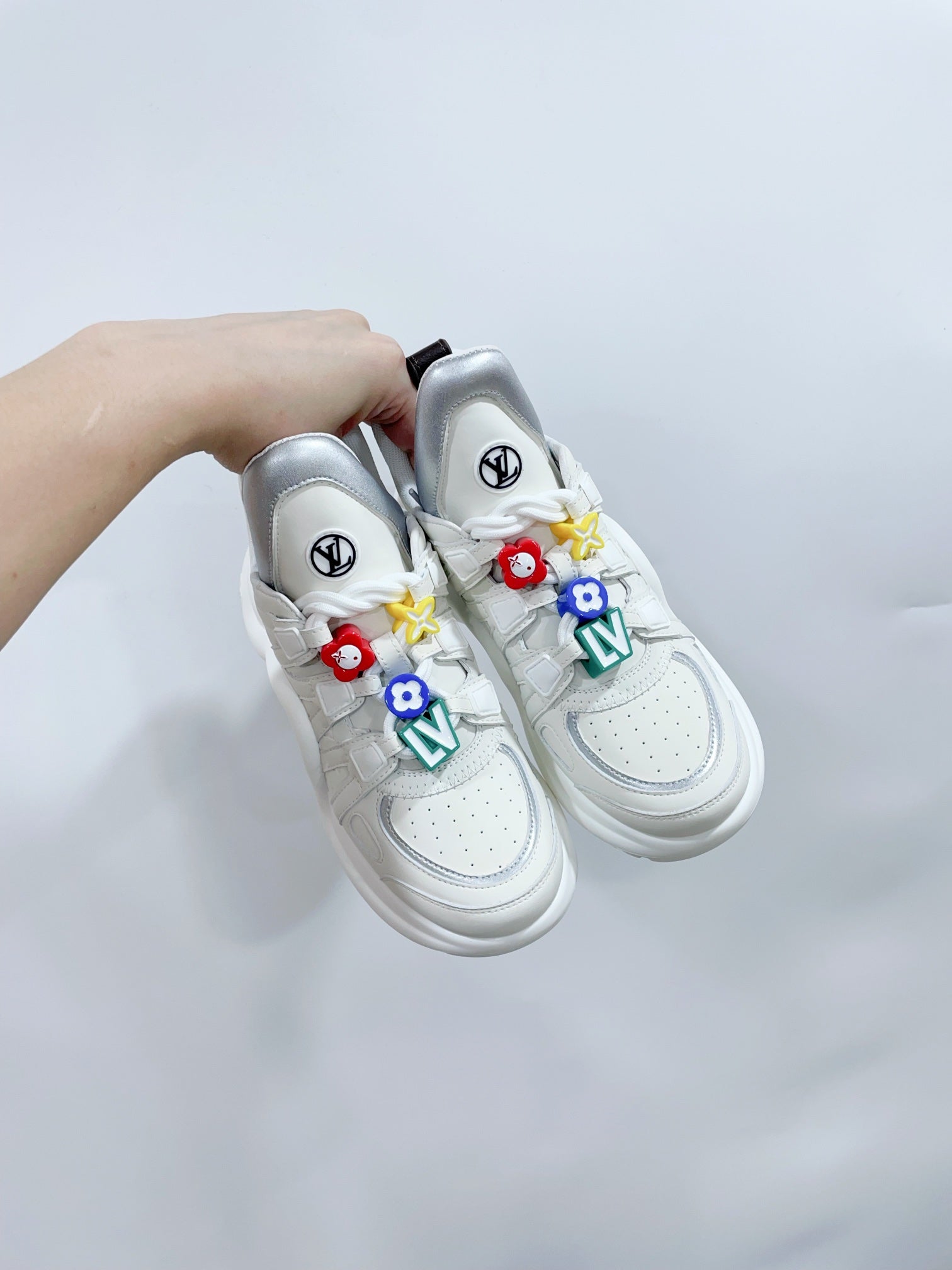 LV Archlight Sports Shoes White With Gray Border Calfskin