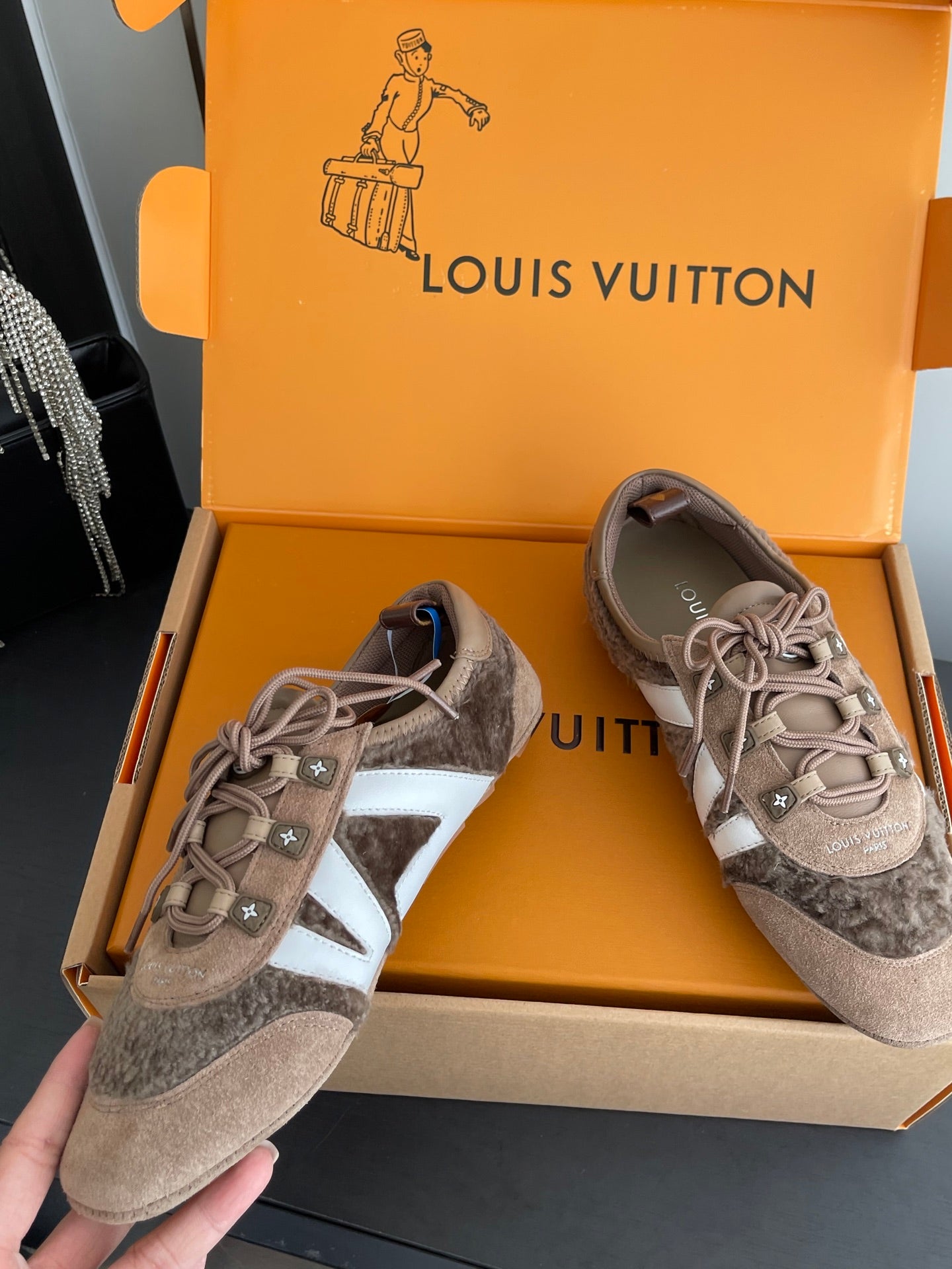 LV 26ss Ballet Sneakers Brown Suede 631484