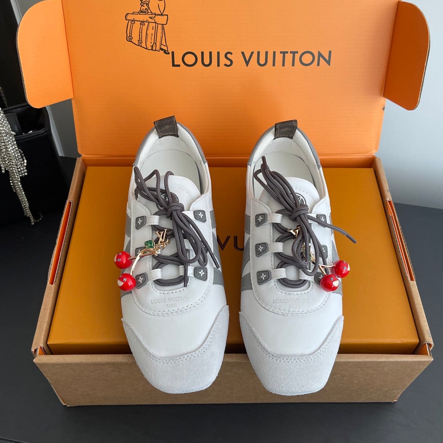 LV 26ss Ballet Sneakers White Gray Cowhide Suede 631495