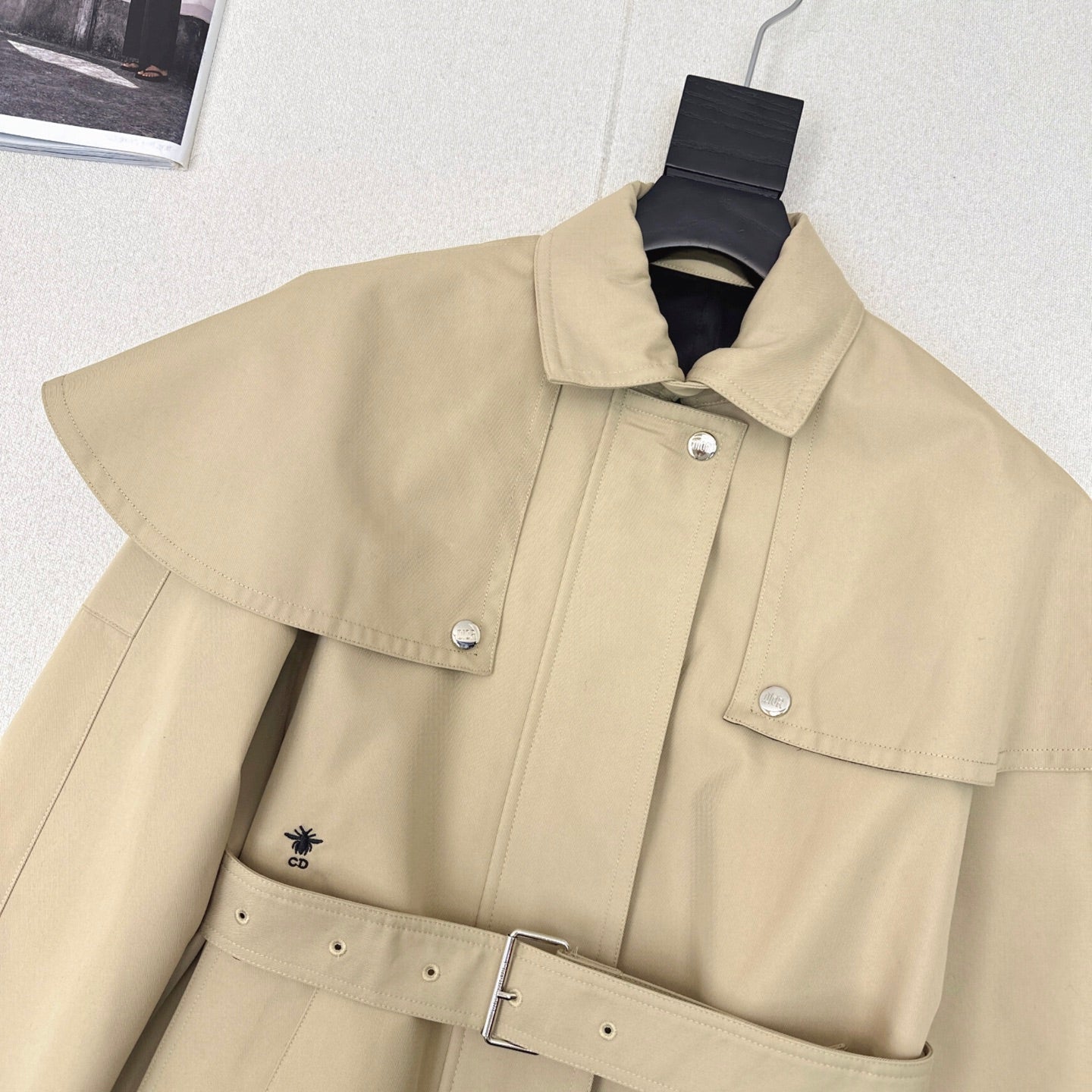 CD 25 Two-piece Windbreaker Jacket Beige Cotton Polyester 588806