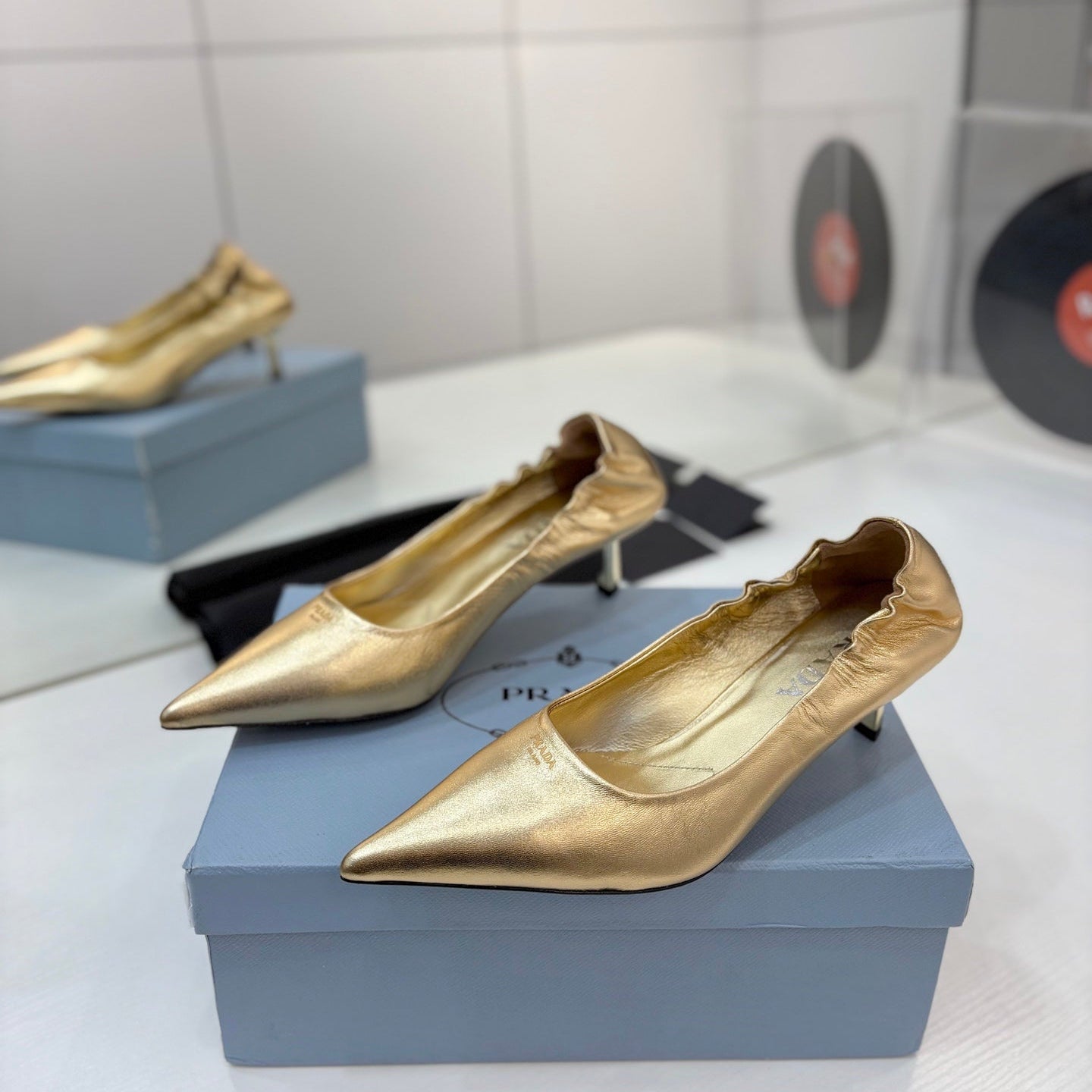 PRA 26S Pointed Toe High Heels 55 Metallic Gold Suede 627128